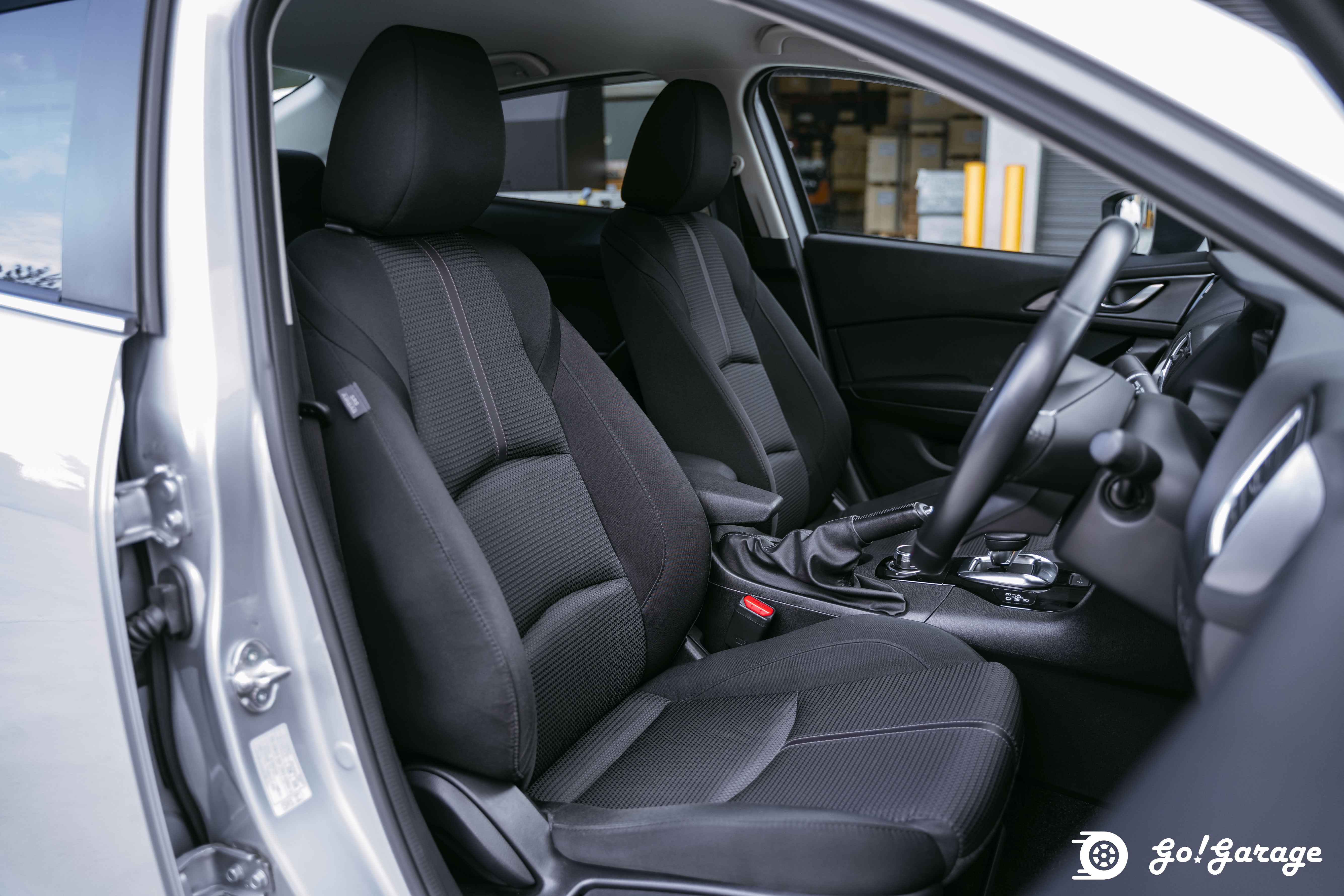 2016 Mazda Axela Hybrid