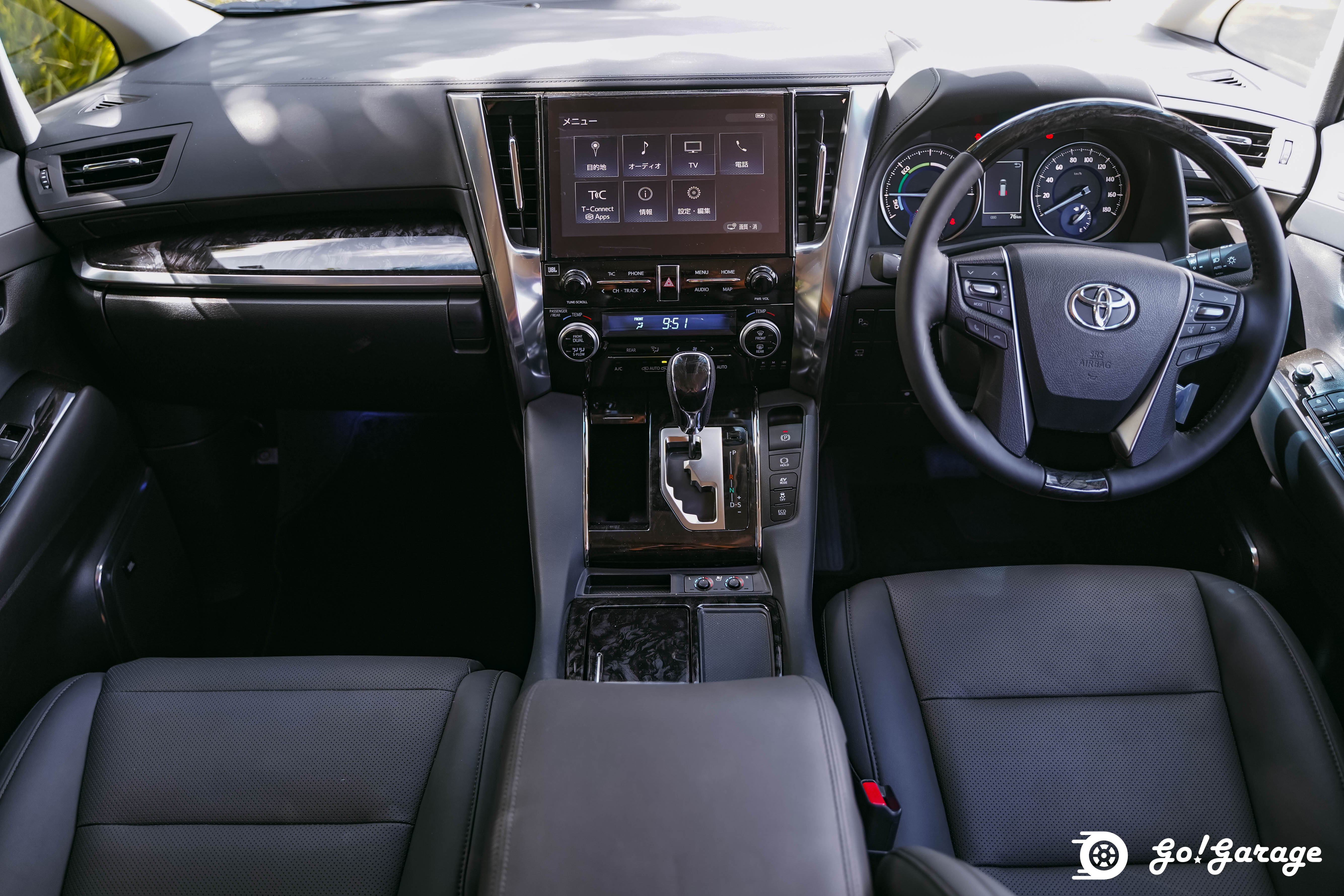 2023 Toyota Alphard SC 2.5 E-Four