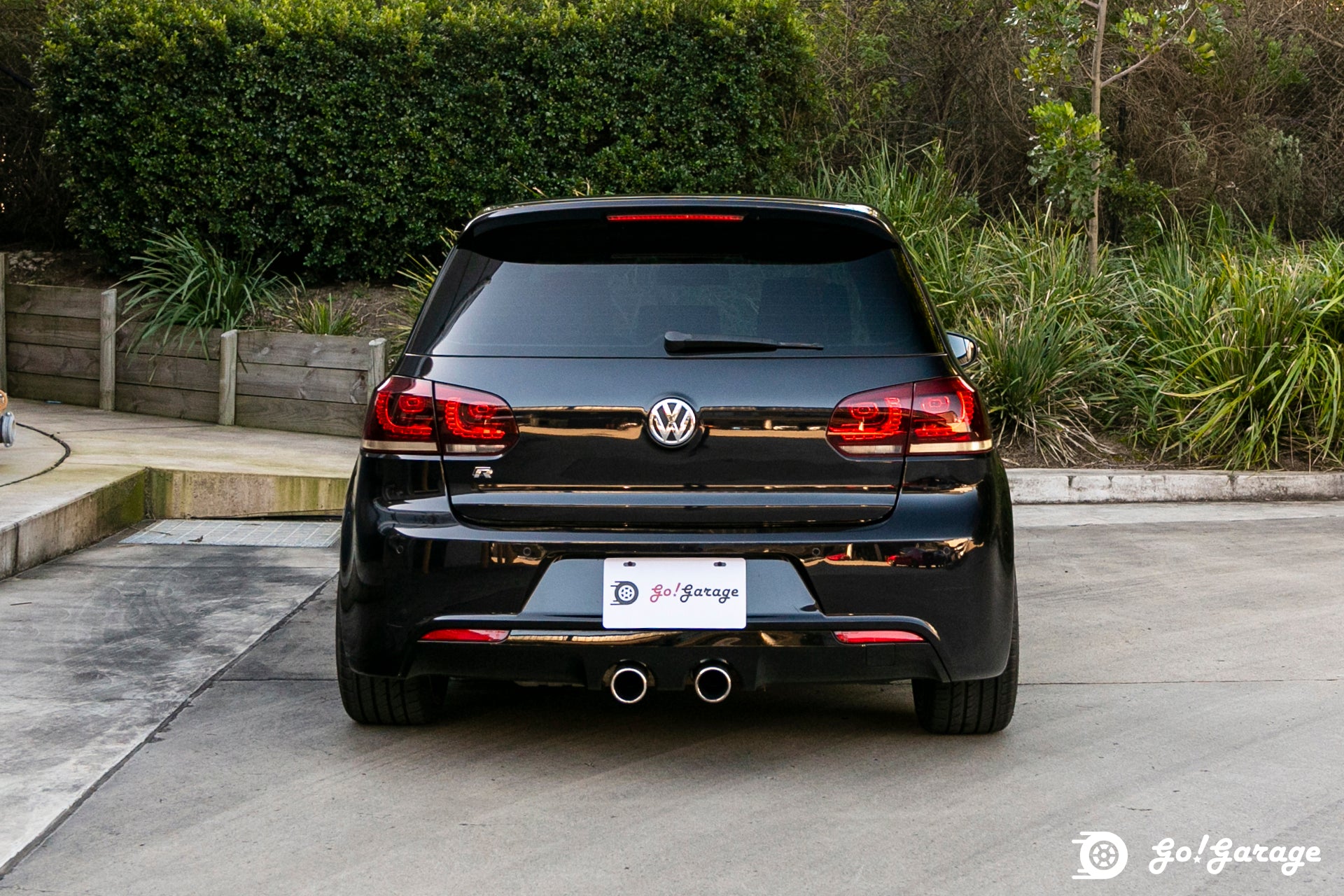 2011 VolksWagen Golf R MK6