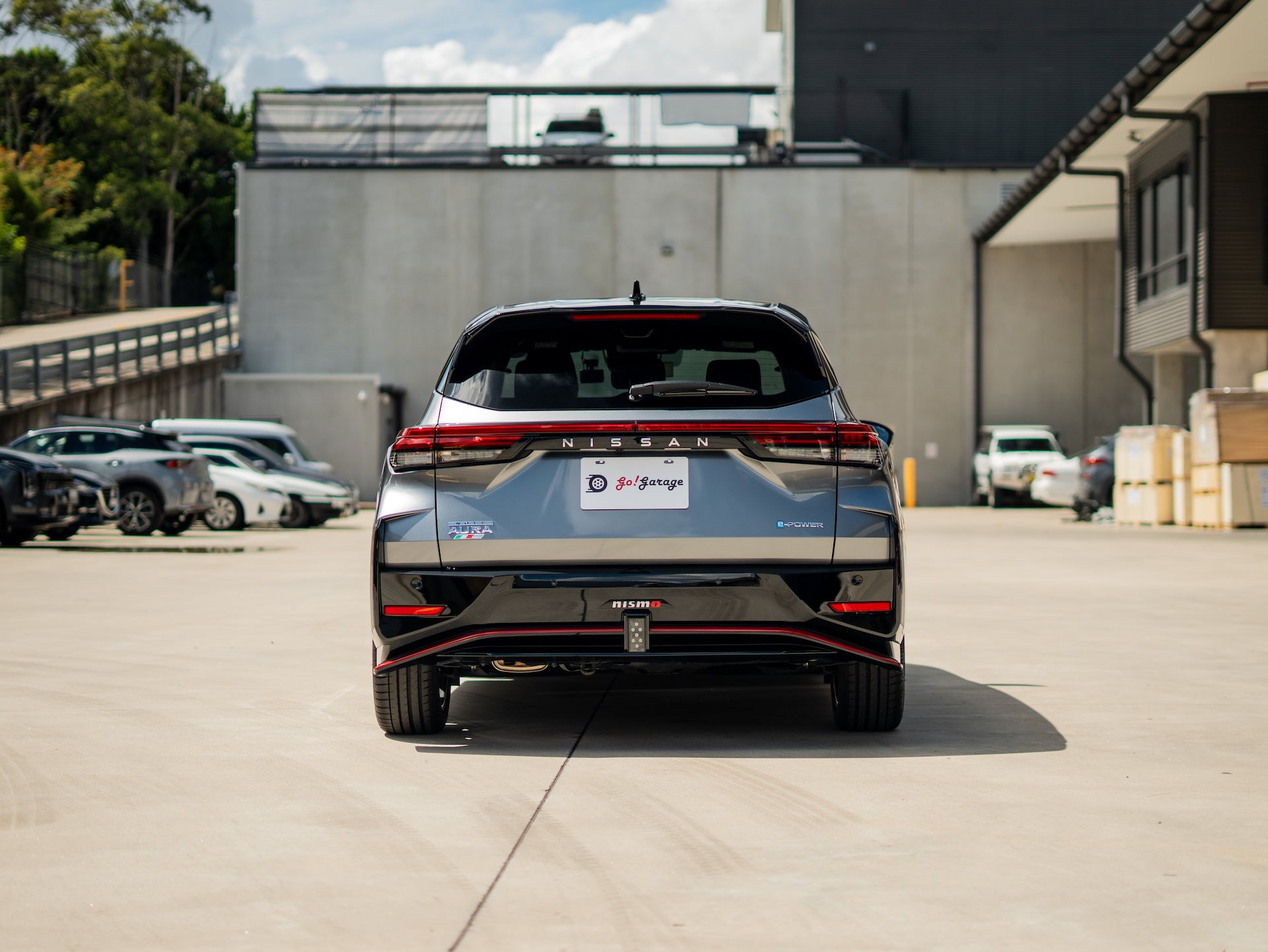 2023 Nissan Aura E-Power Nismo