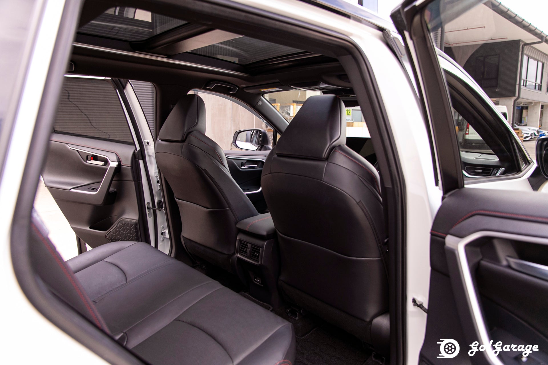 2023 Toyota RAV4 PHV Black Tone