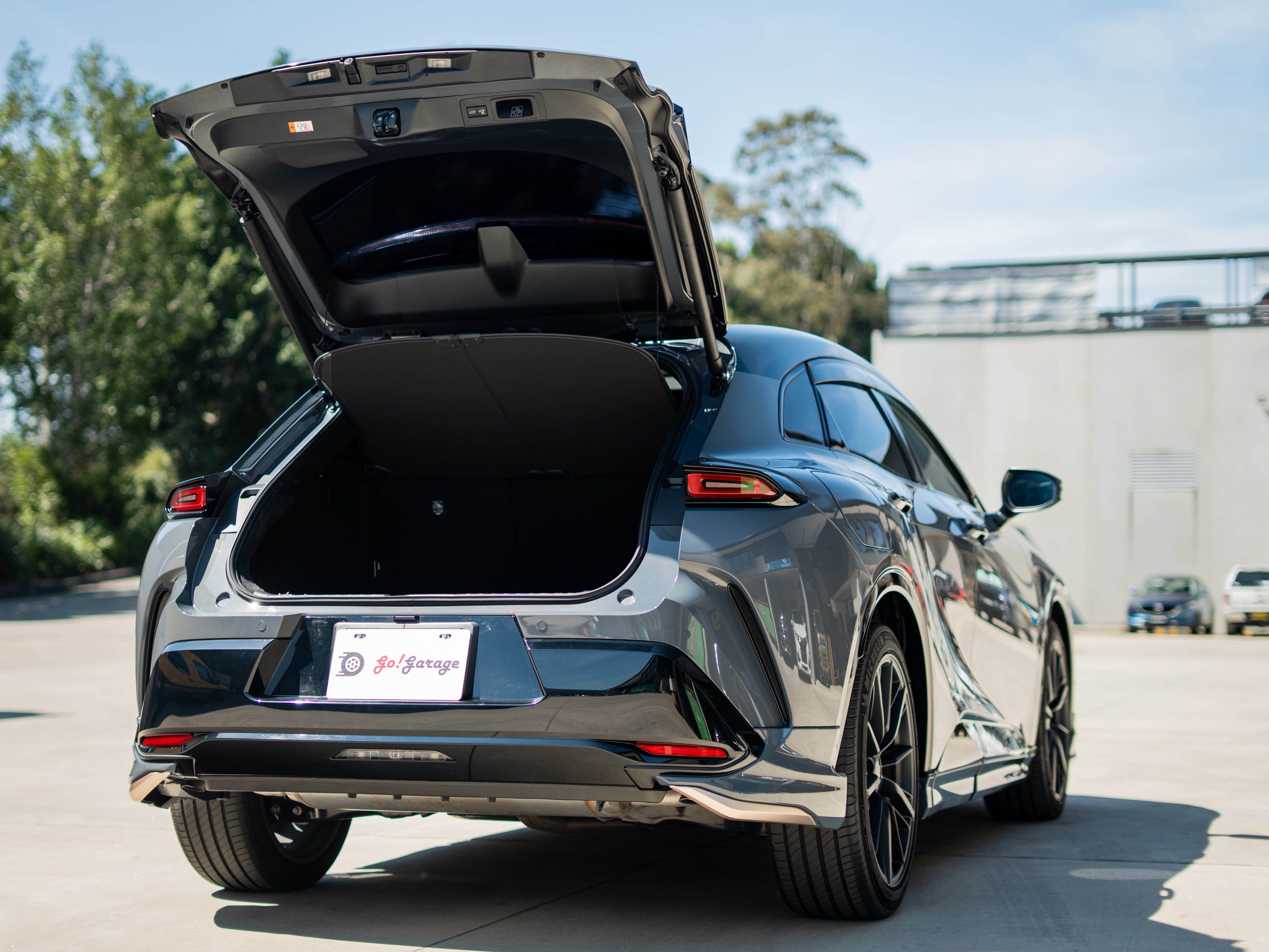 2024 Toyota Crown Sport PHEV RS