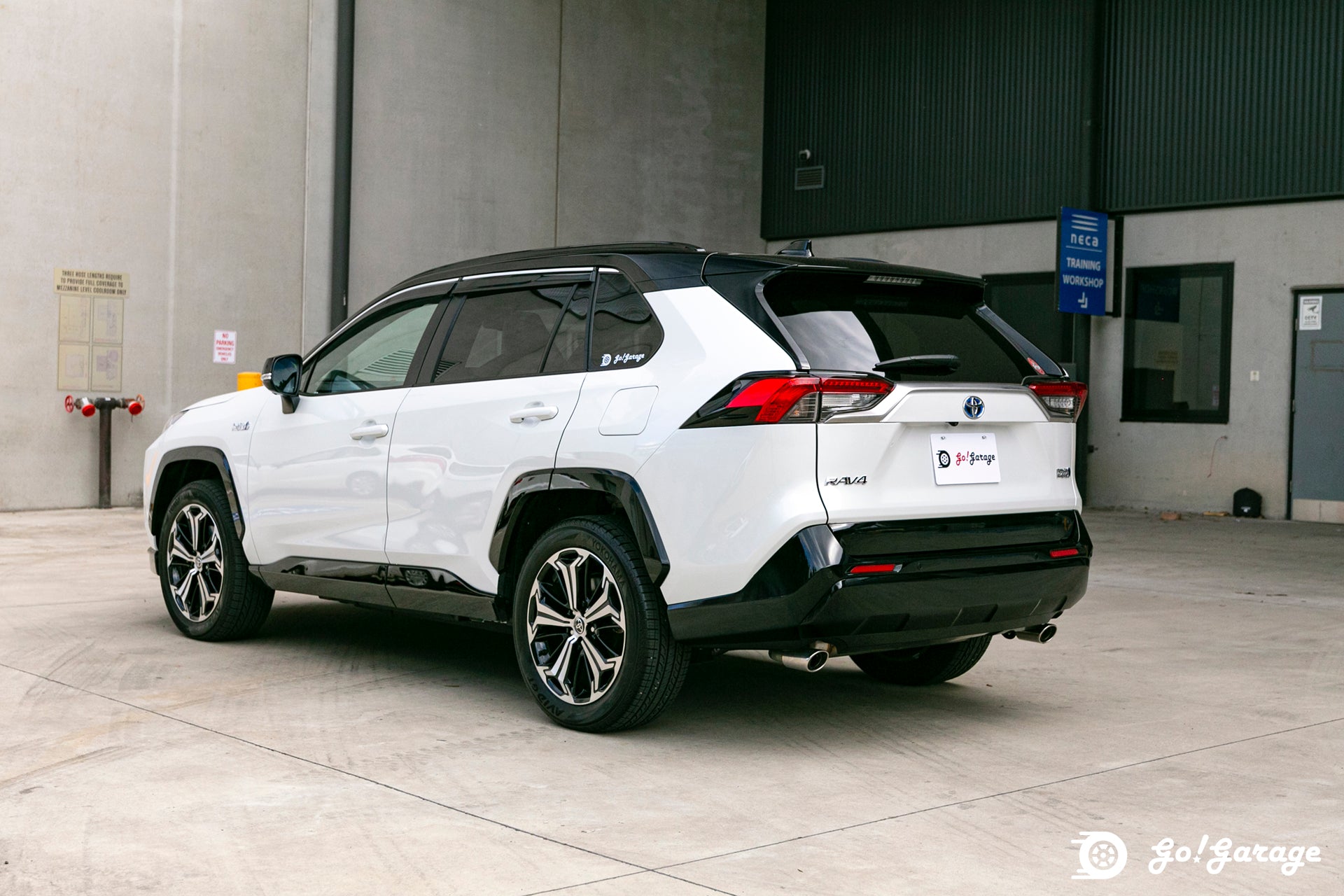 2023 Toyota RAV4 PHV Black Tone