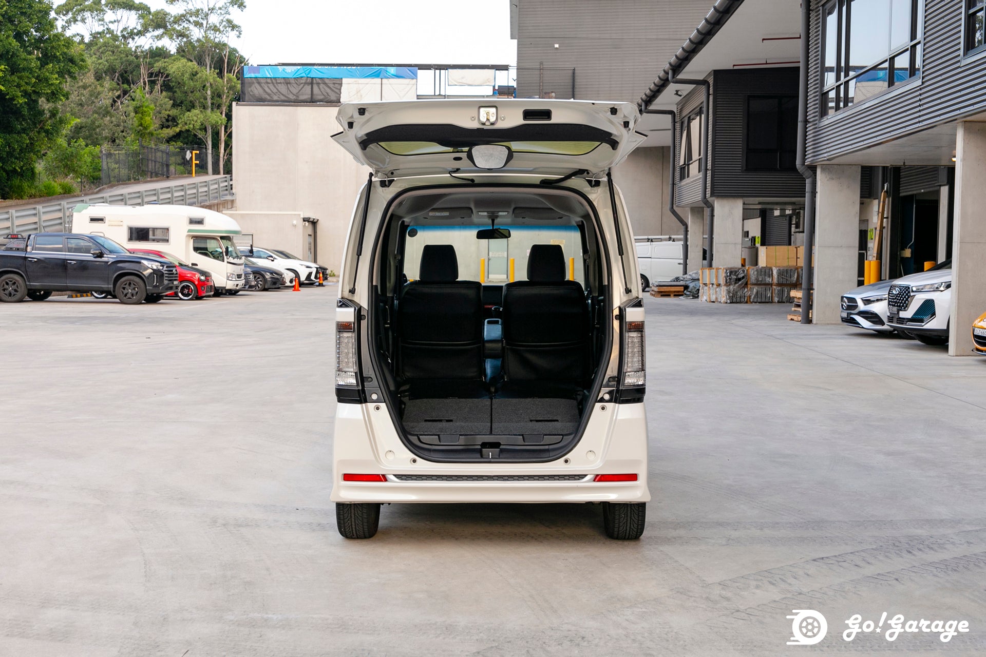 2017 Honda N-BOX MODULO X G TURBO