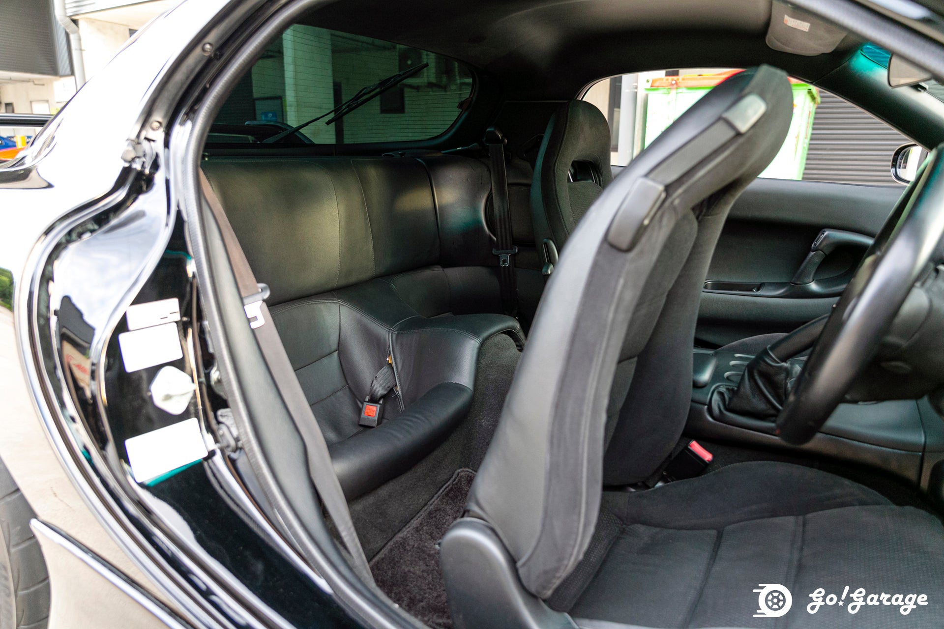 2000 Mazda RX-7 Type R