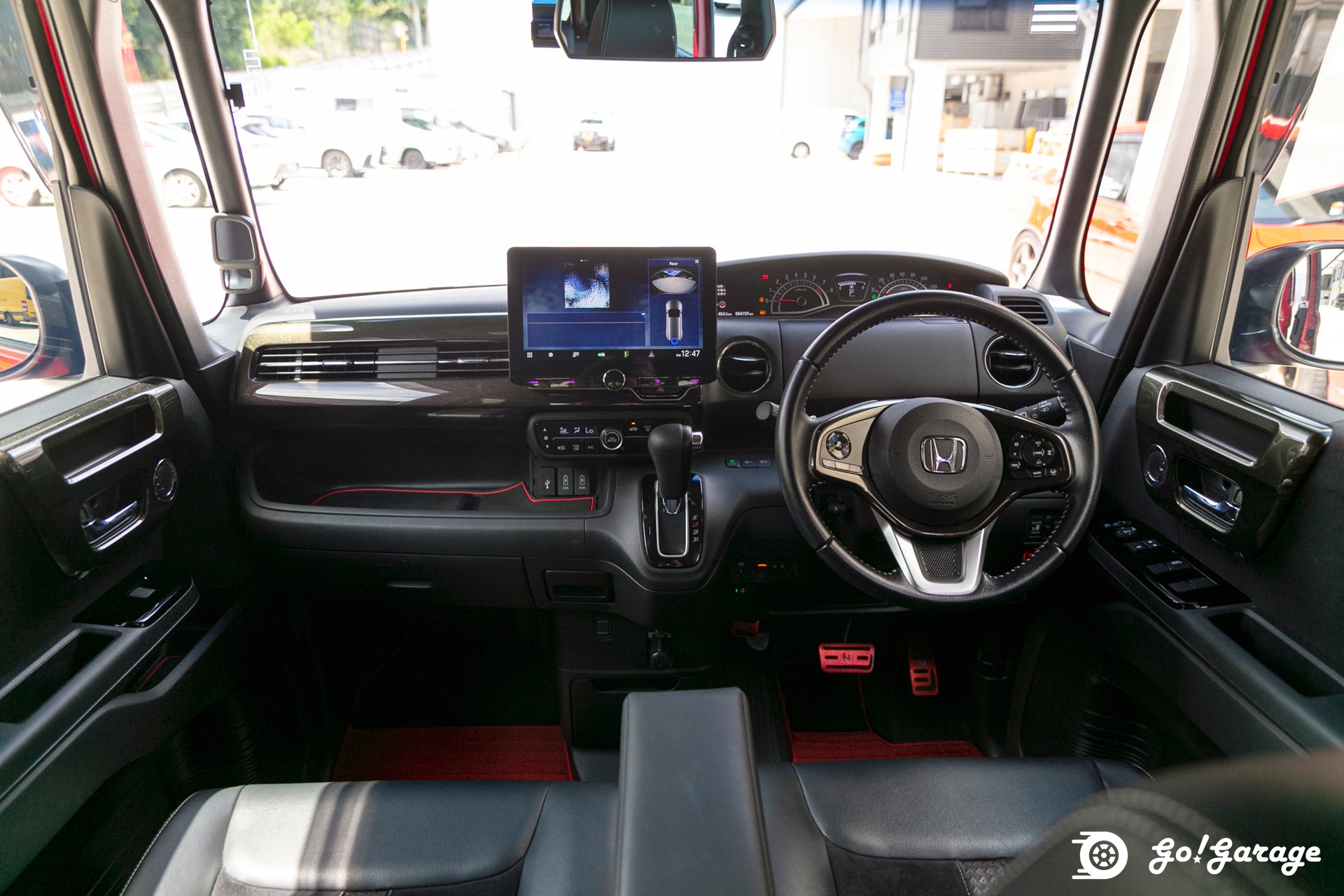 2018 Honda N-BOX Custom