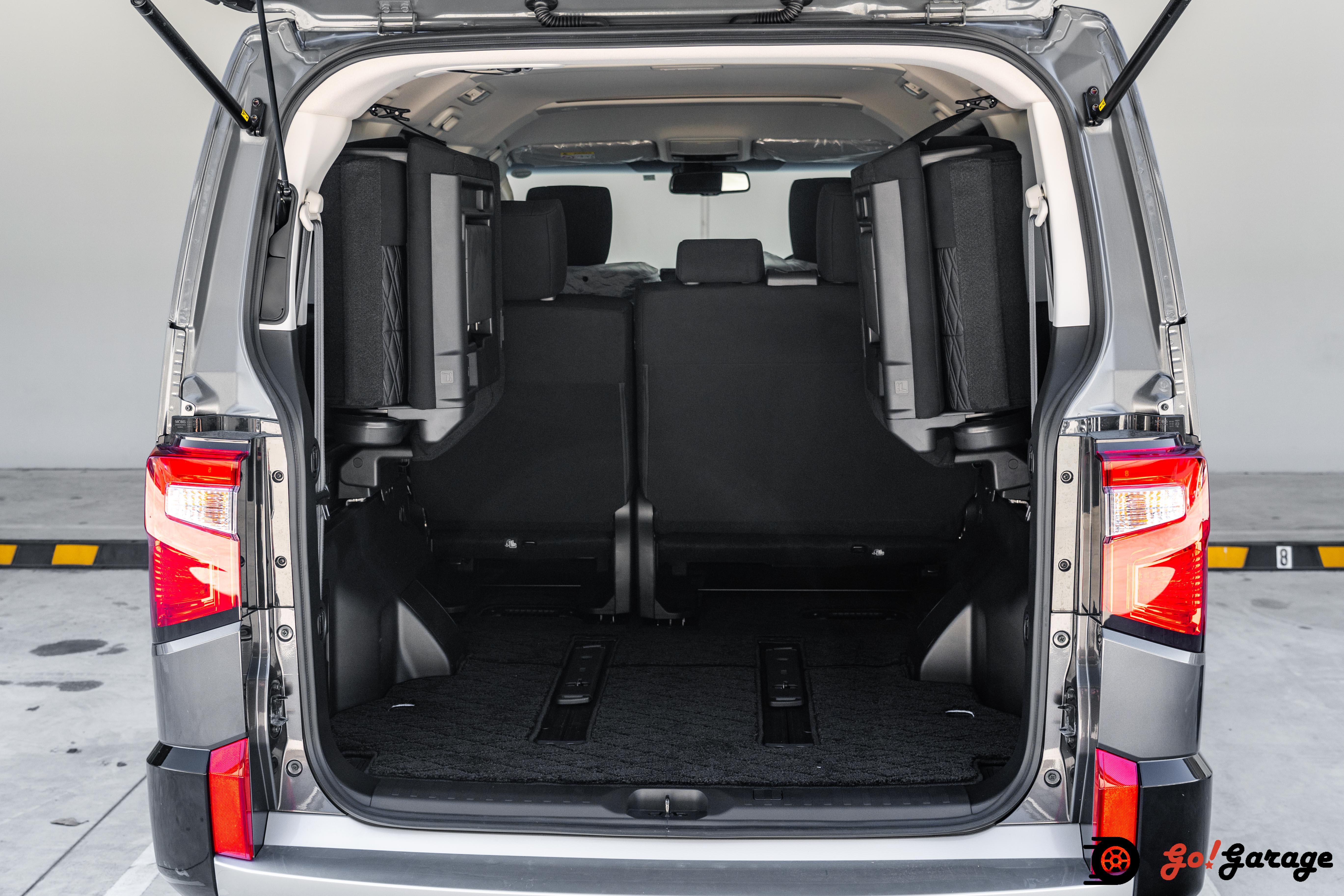 2020 Mitsubishi Delica D5 P package