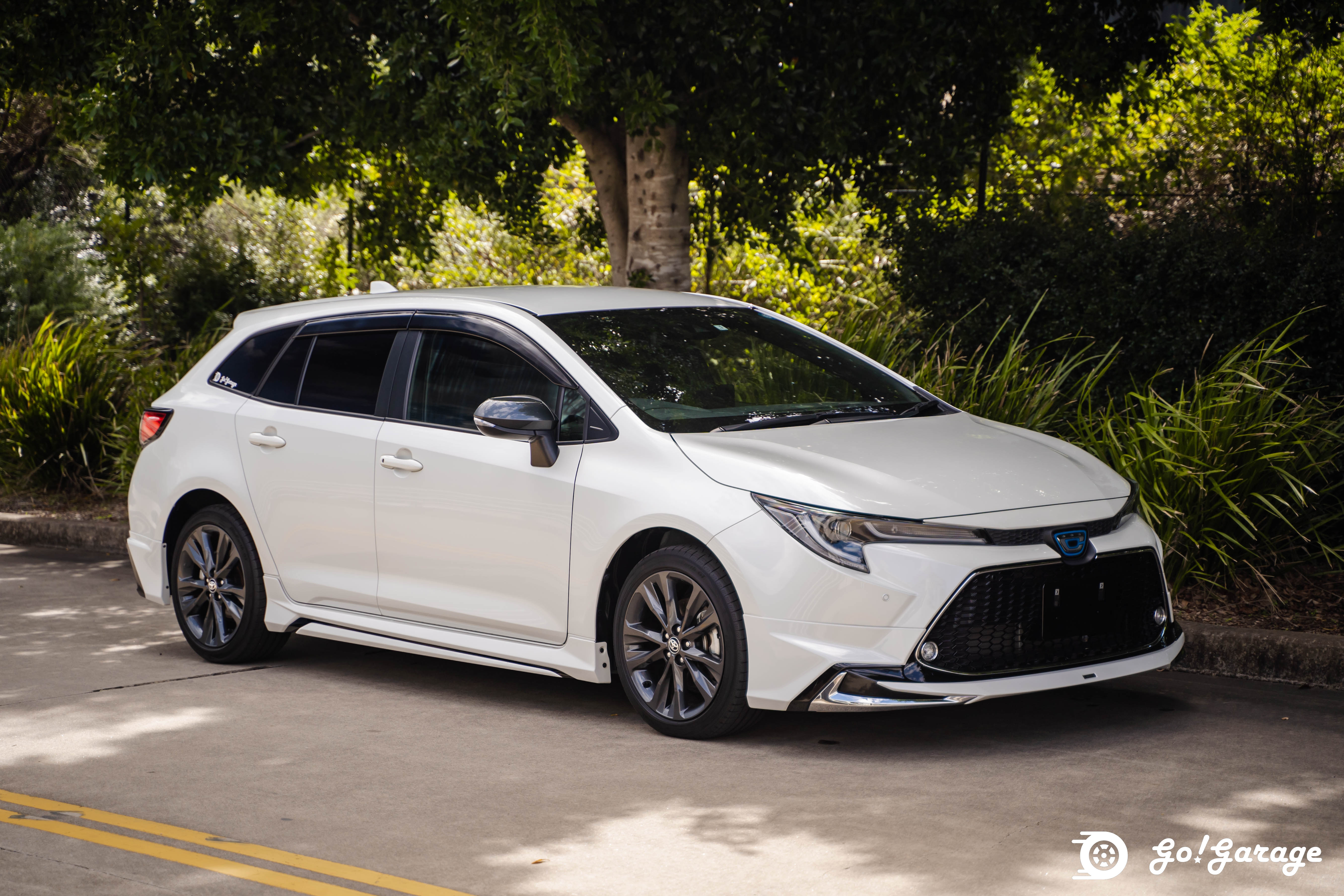2021 Toyota Corolla Touring Hybrid