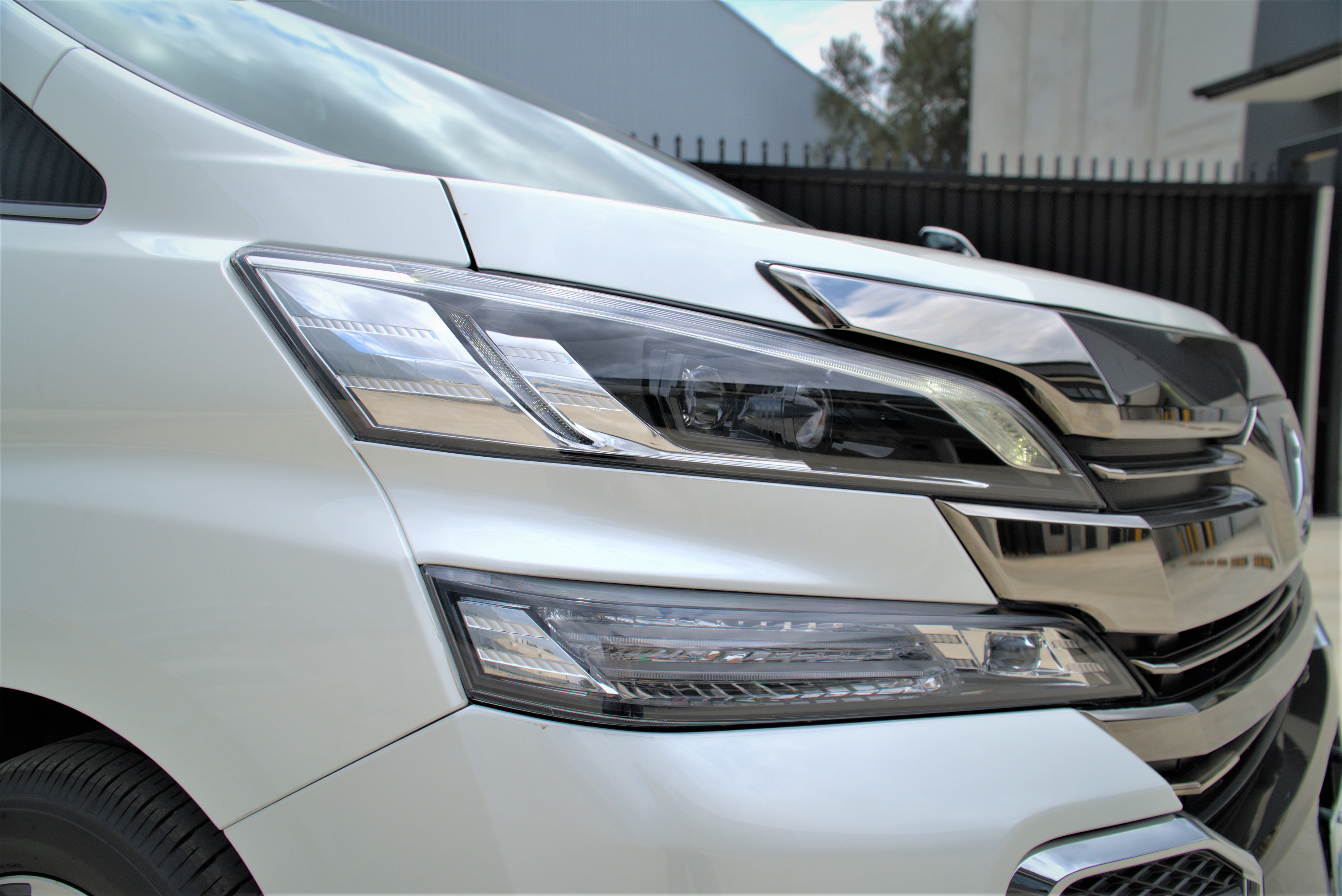 2016 Toyota Vellfire