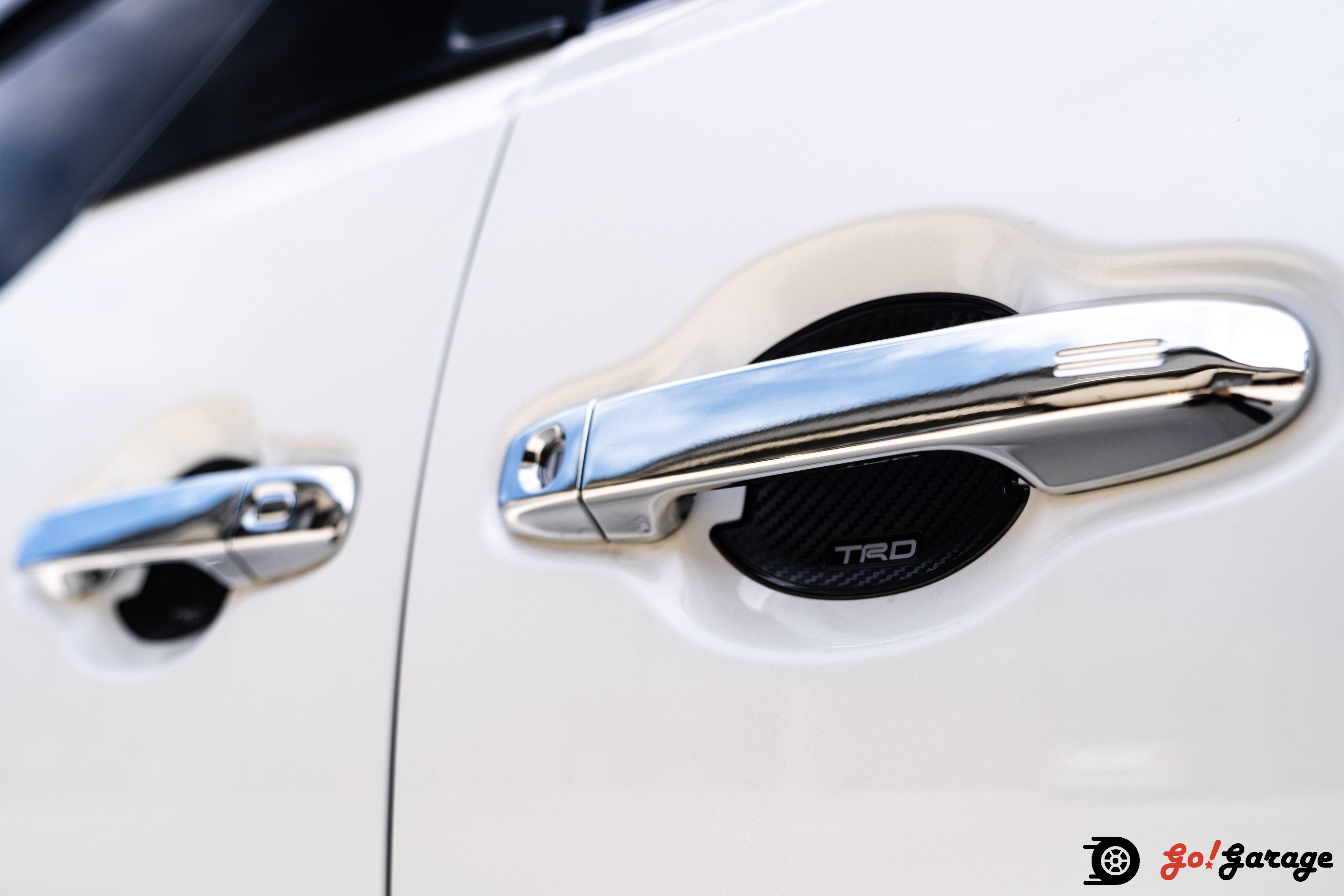 2021 Alphard SR C package E-Four Hybrid 2.5