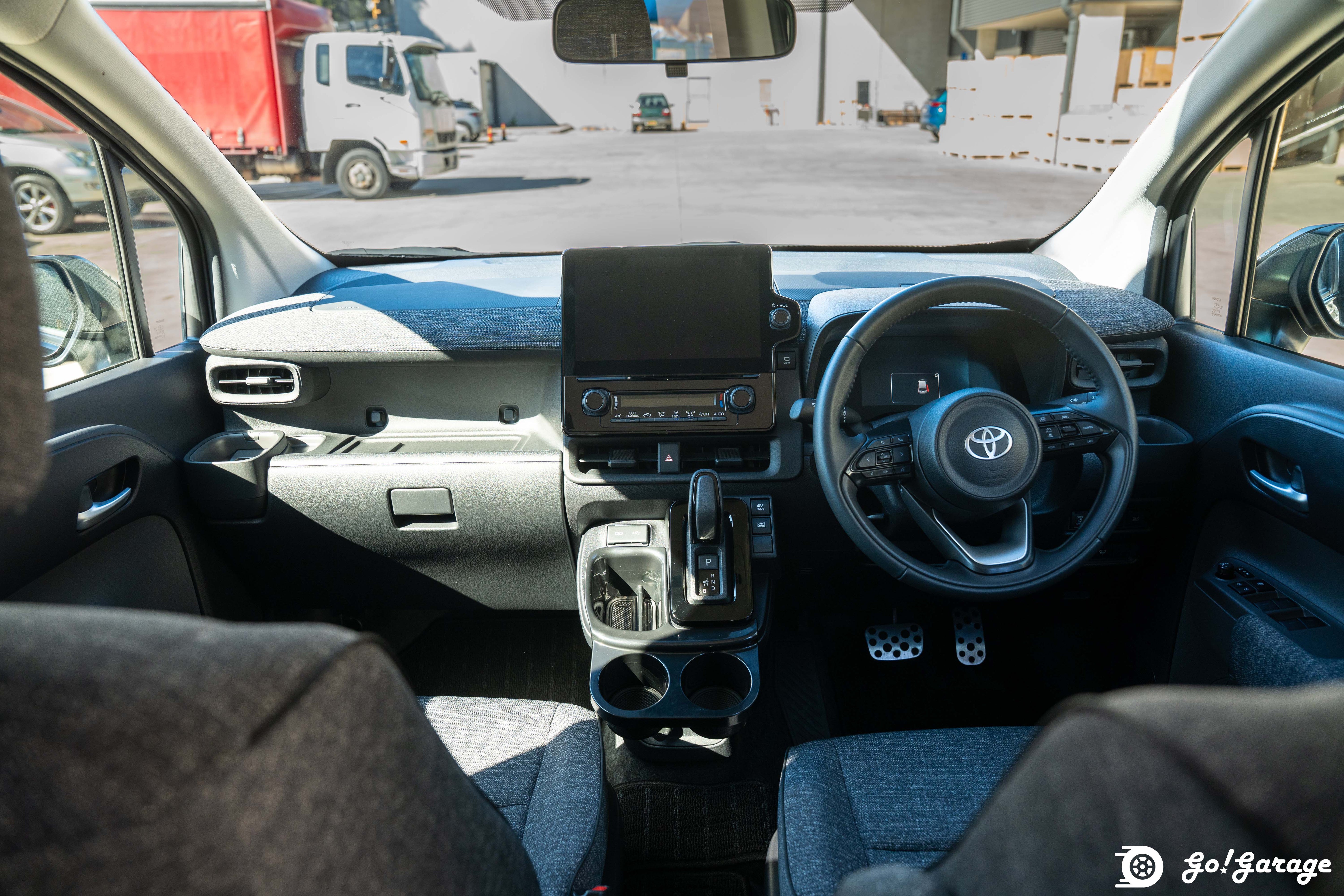 2024 Toyota Sienta Hybrid Z 4WD