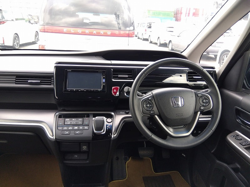 【COMING SOON!】2019 Honda Stepwgn Spada G EX