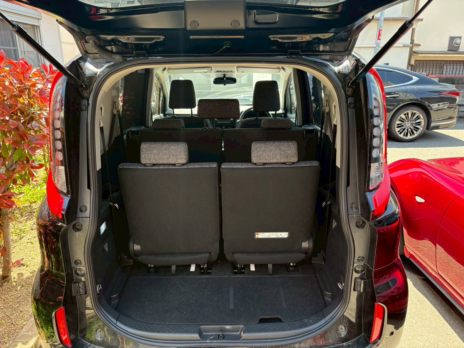 【COMING SOON!!】2024 Toyota Sienta Hybrid Z 4WD