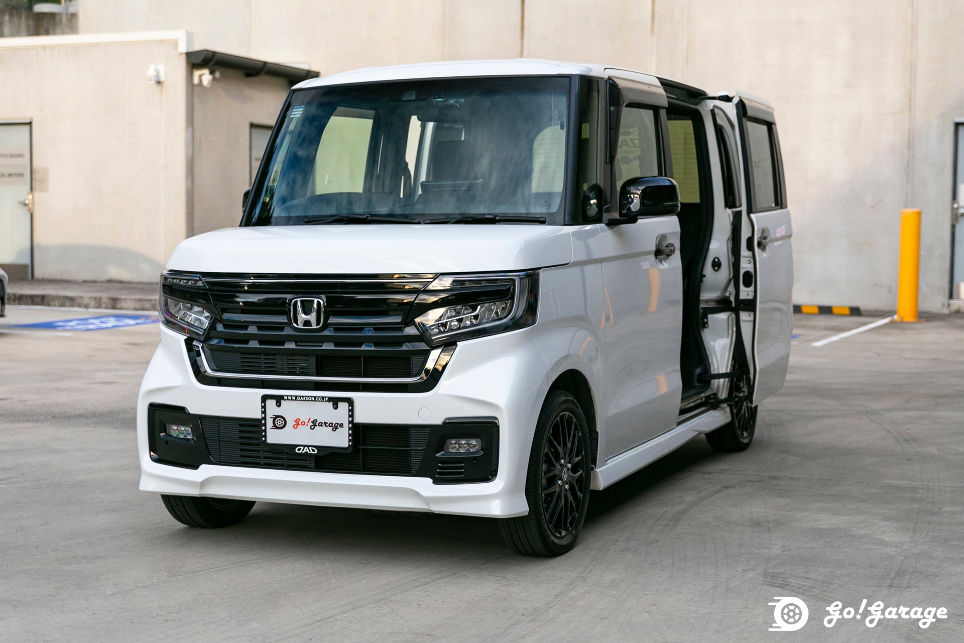 2022 Honda NBox Custom L + Black Style for S | Go Garage JDM