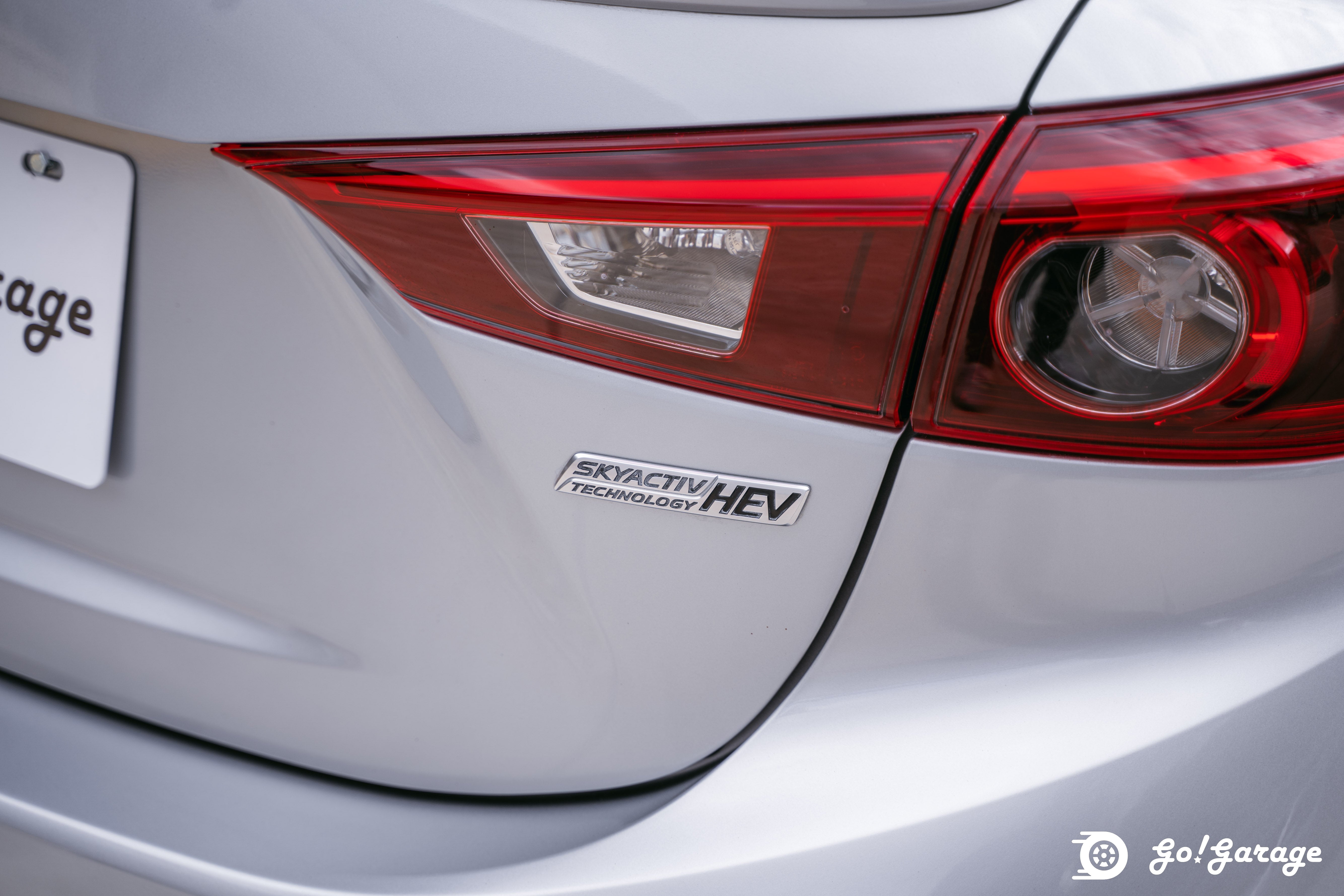 2016 Mazda Axela Hybrid