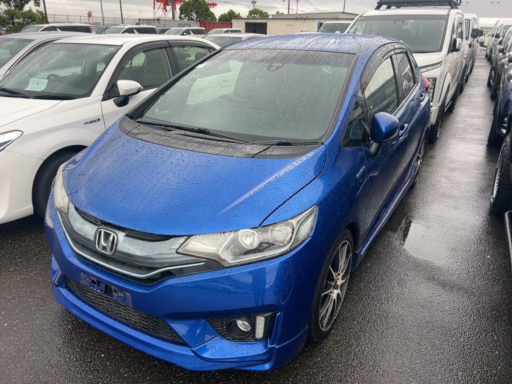 2014 Honda Fit Hybrid S