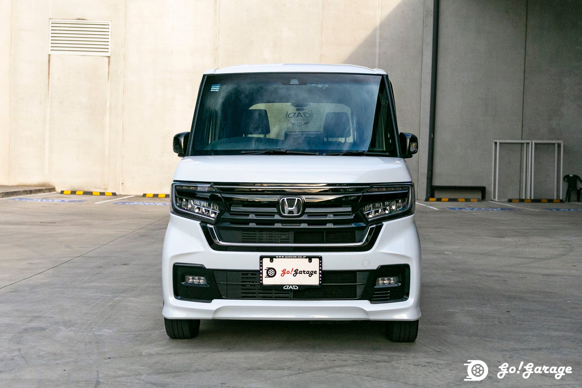 2022 Honda NBox Custom L + Black Style