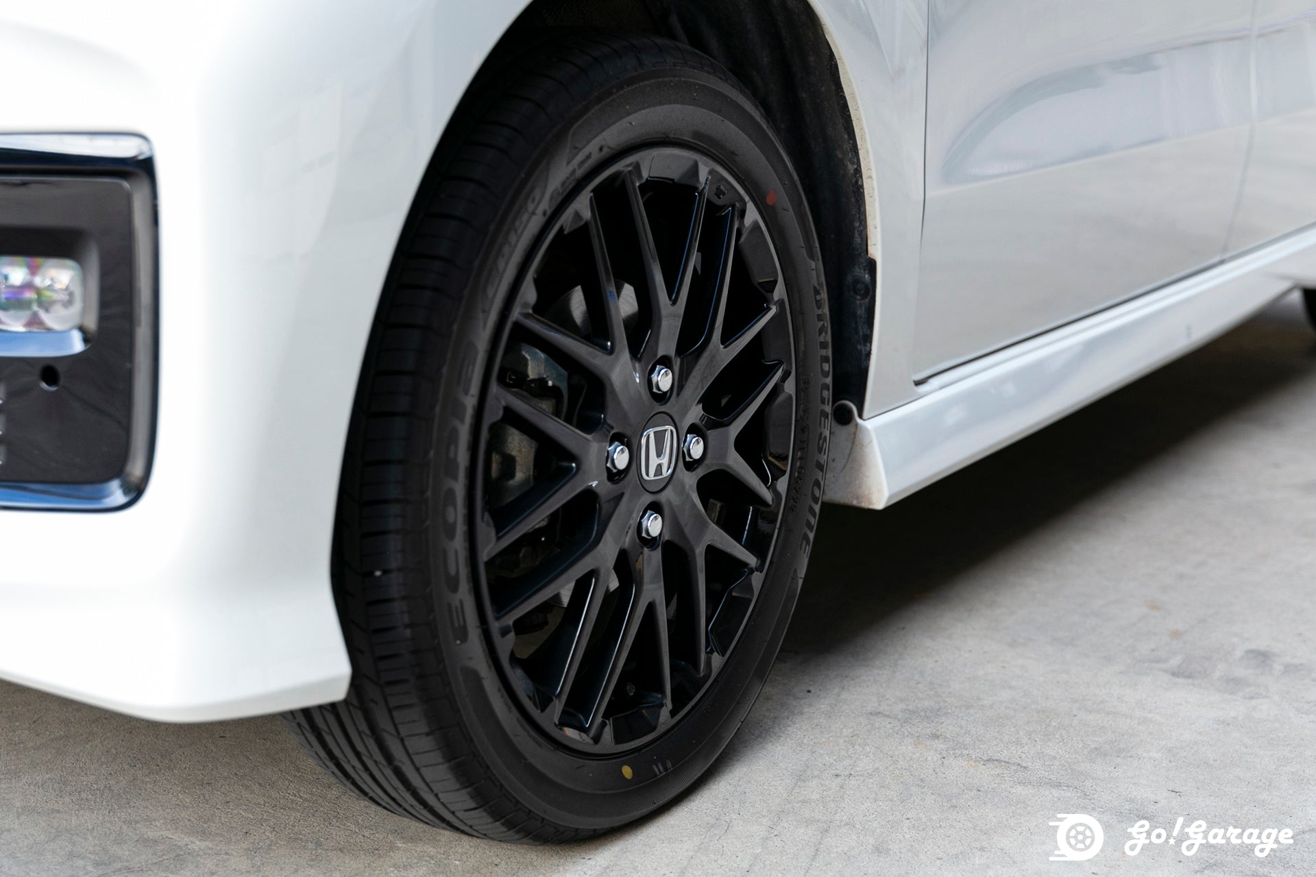 2022 Honda NBox Custom L + Black Style