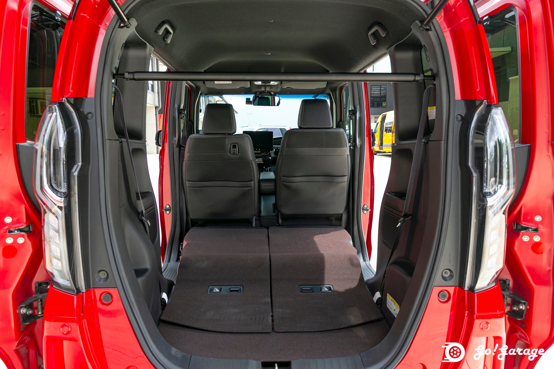 2018 Honda N-BOX Custom