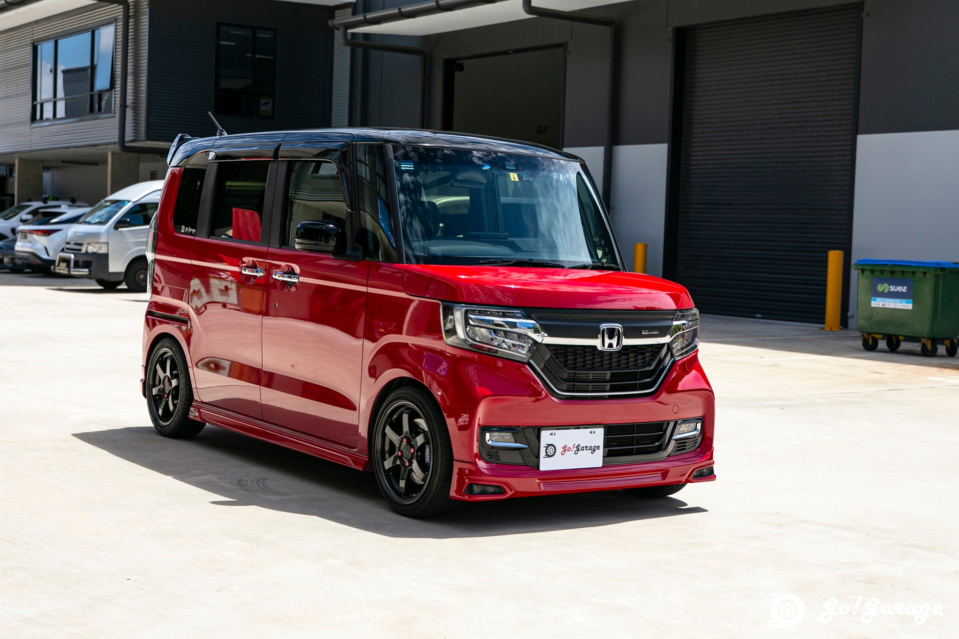 2018 Honda N-BOX Custom