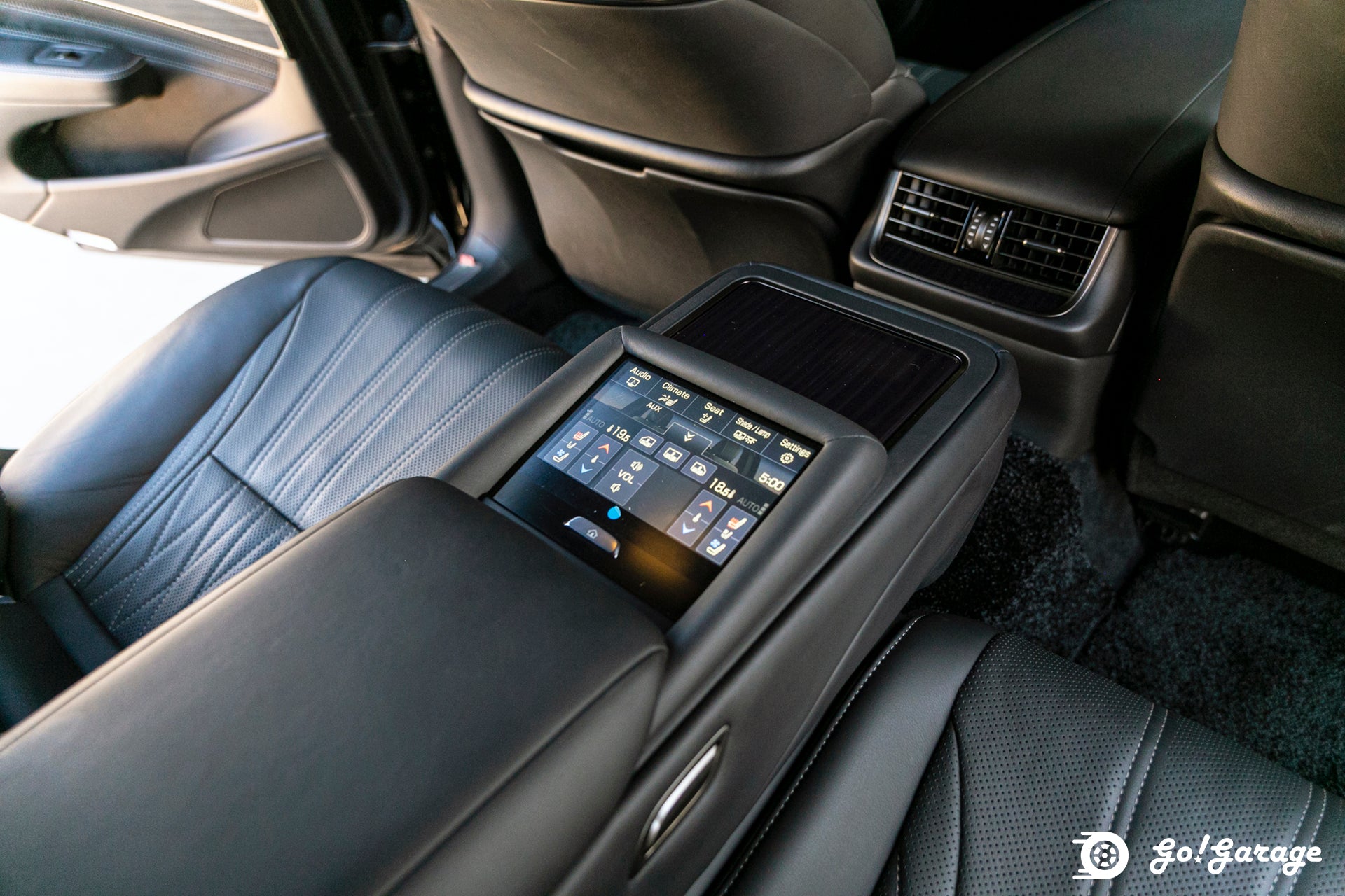 2020 Lexus LS500H AWD Version L