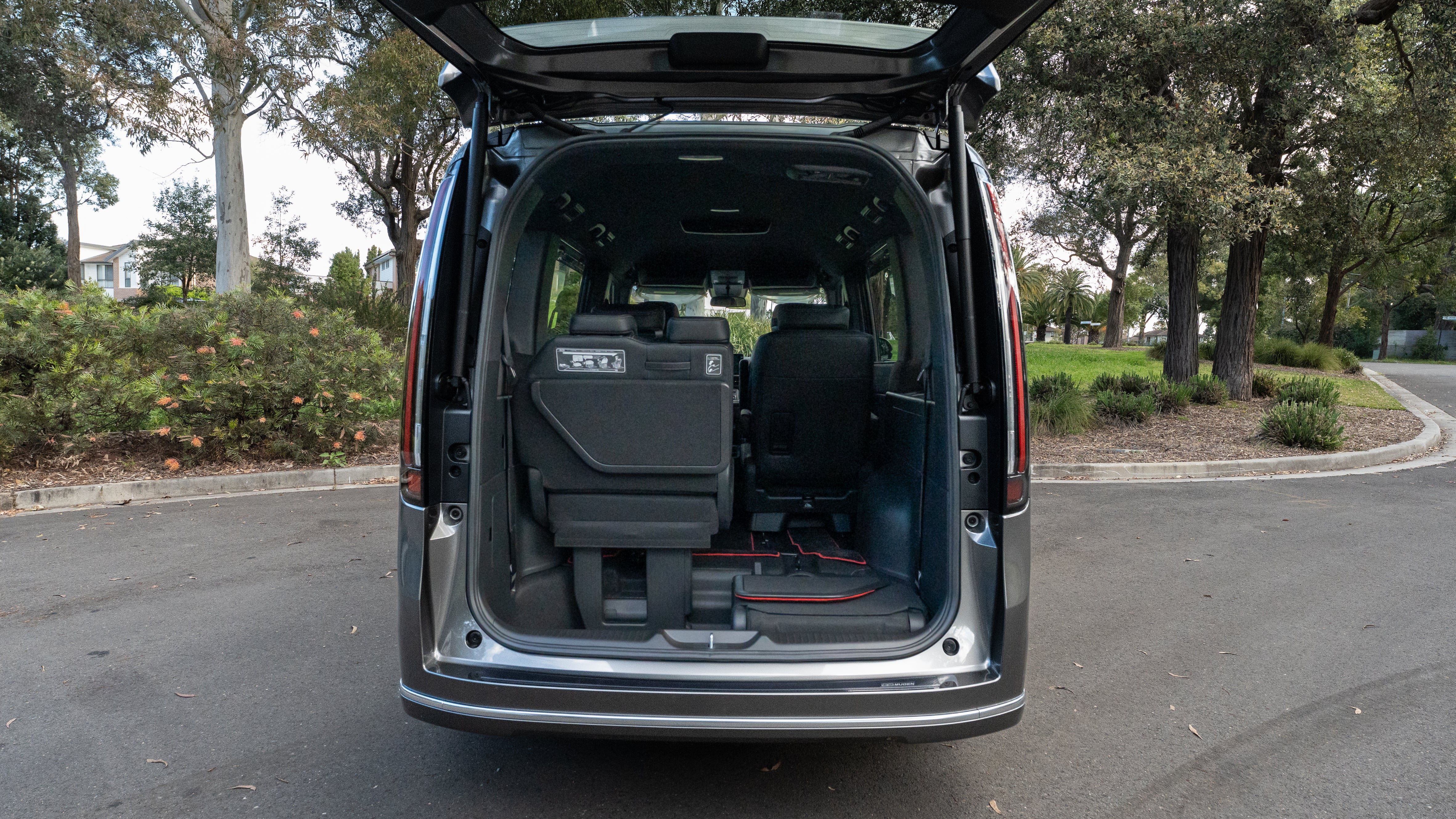 2025 Honda Stepwgn SpadaEHEV Premium Line