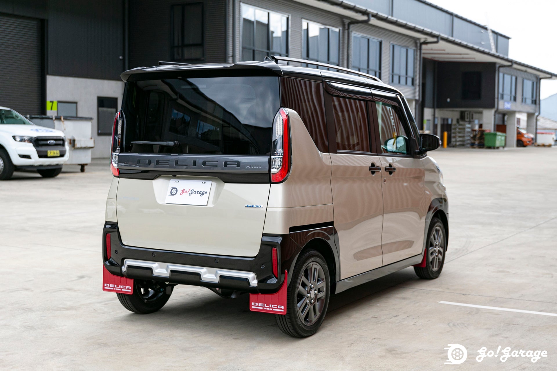 2023 Mitsubishi Delica Mini T 4WD