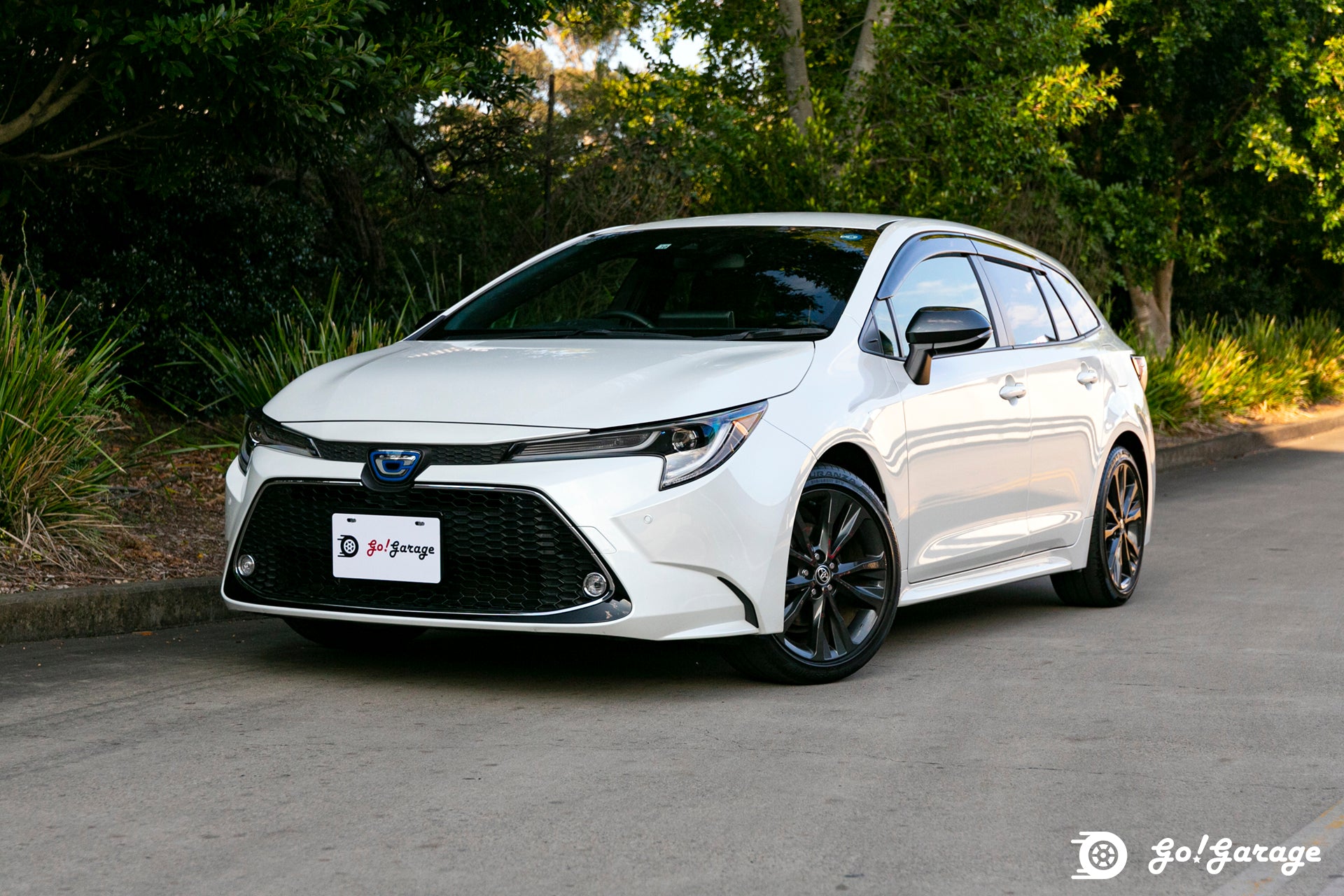 2022 Toyota Corolla Touring Hybrid WxB