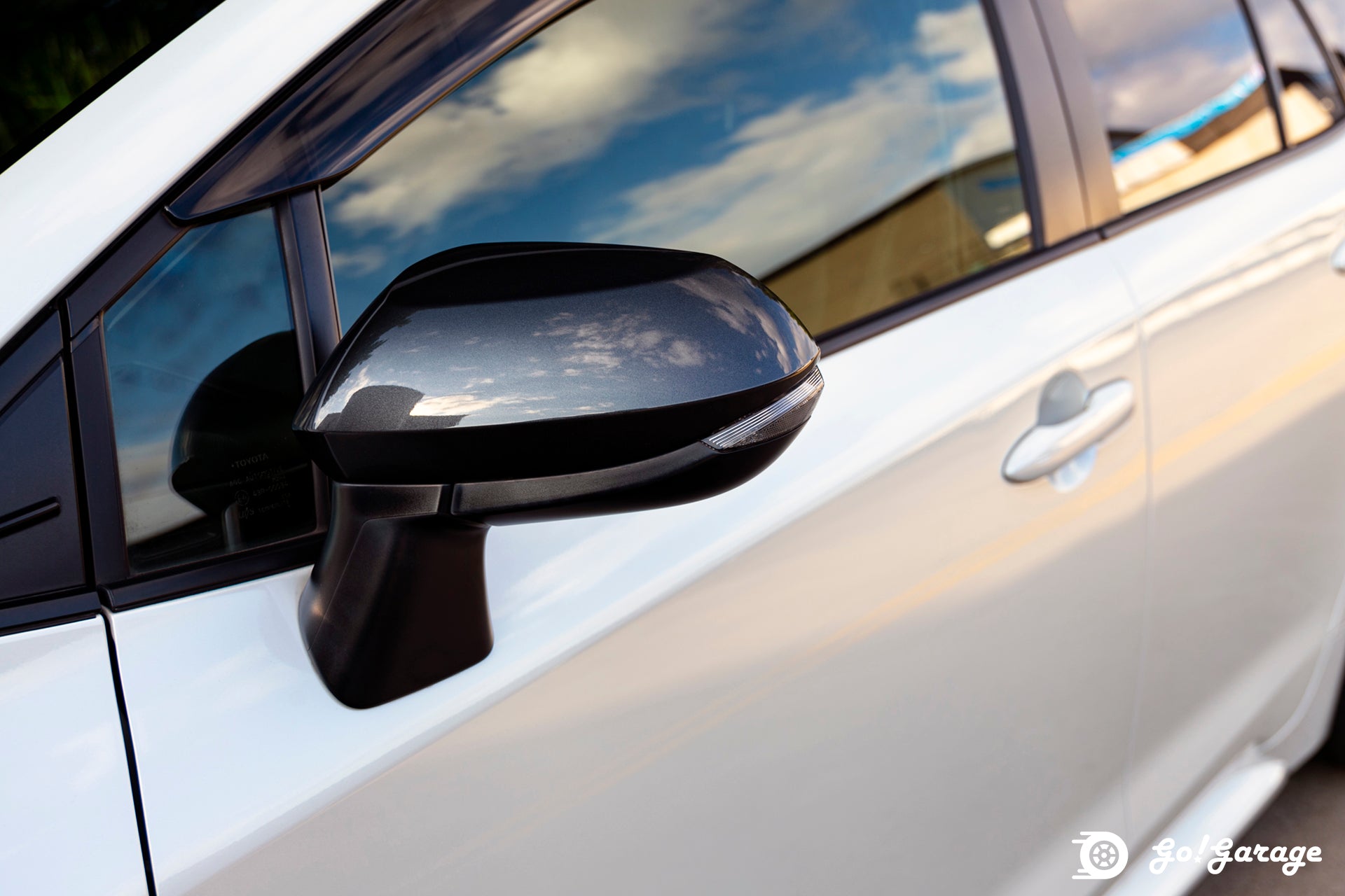 2022 Toyota Corolla Touring Hybrid WxB