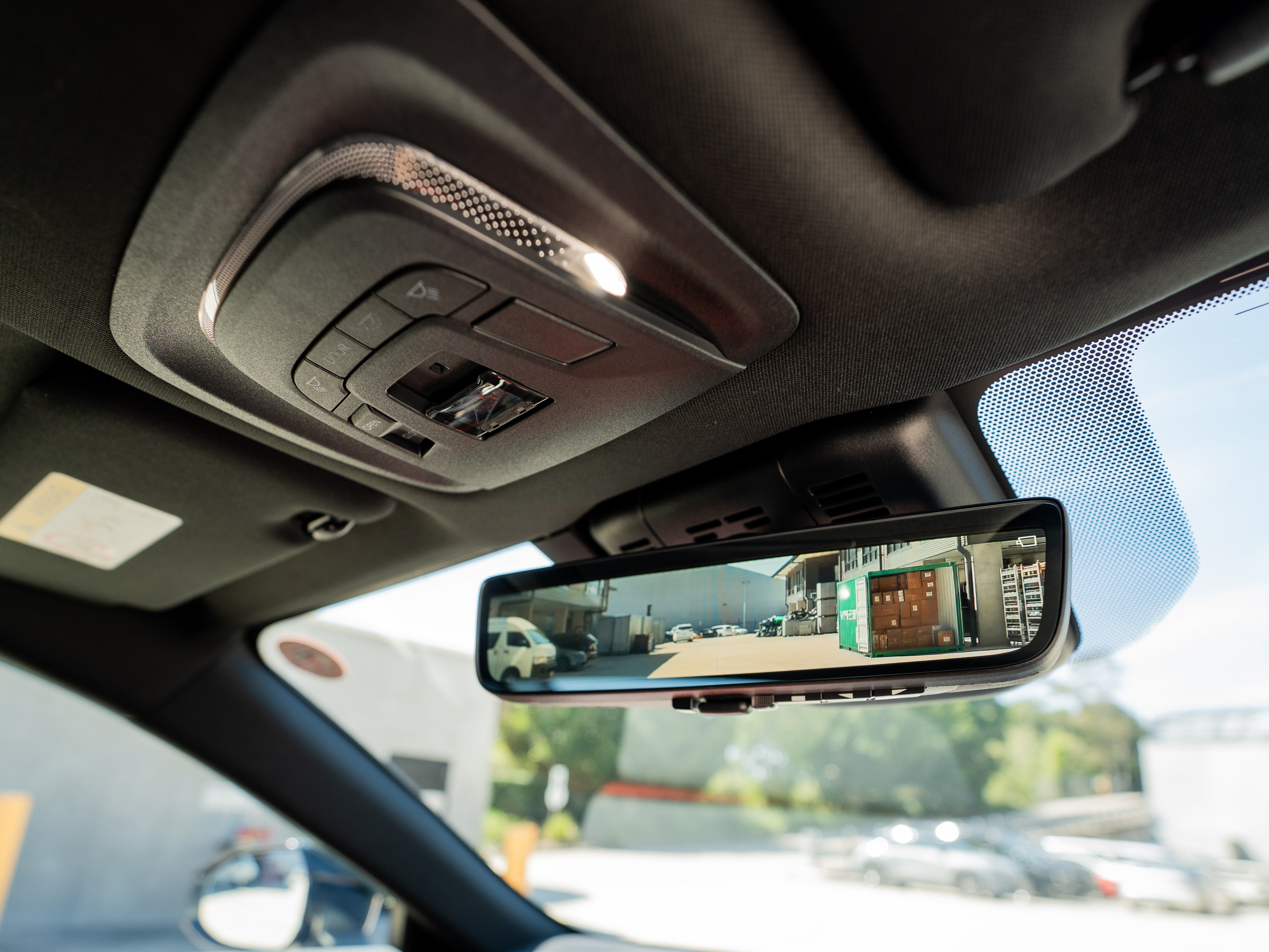 2024 Toyota Crown Sport PHEV RS