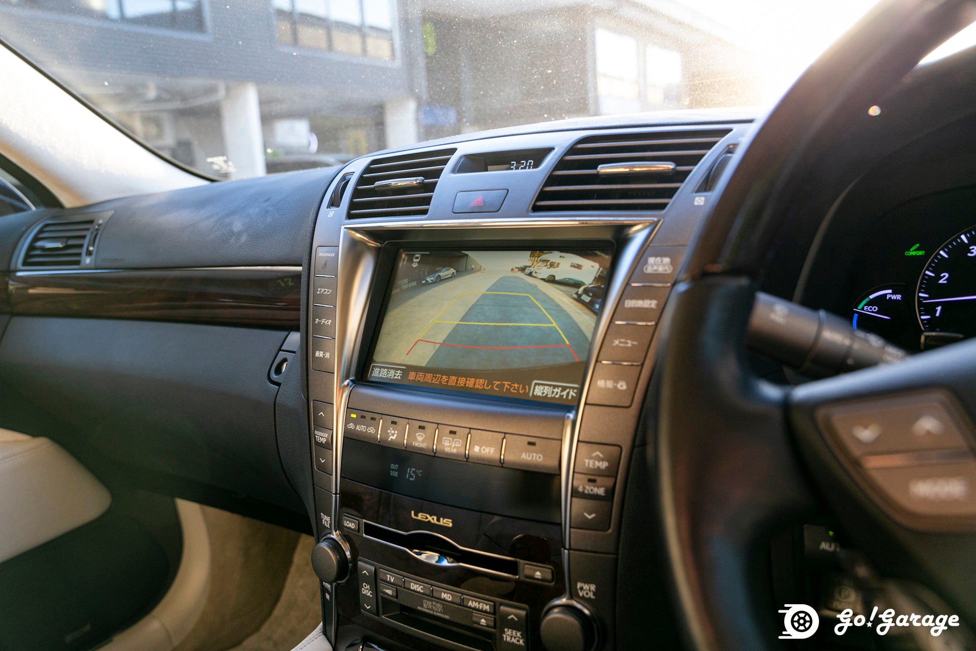 2007 Black LS600H I Package