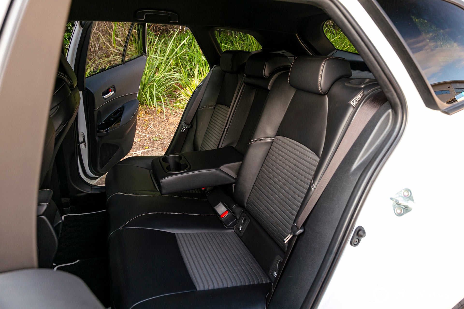 2022 Toyota Corolla Touring Hybrid WxB