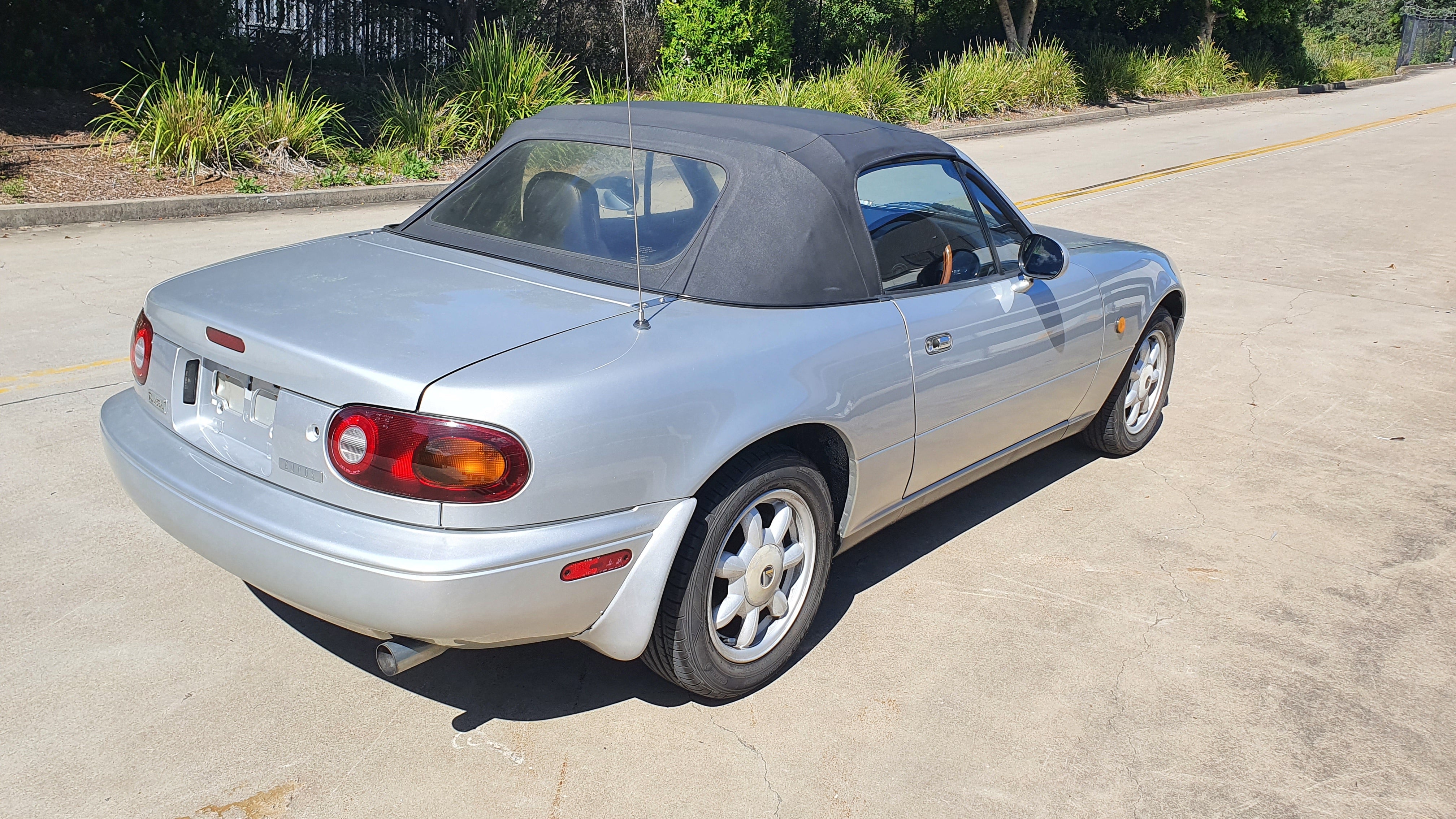 1989 Mazda Eunos Roadster