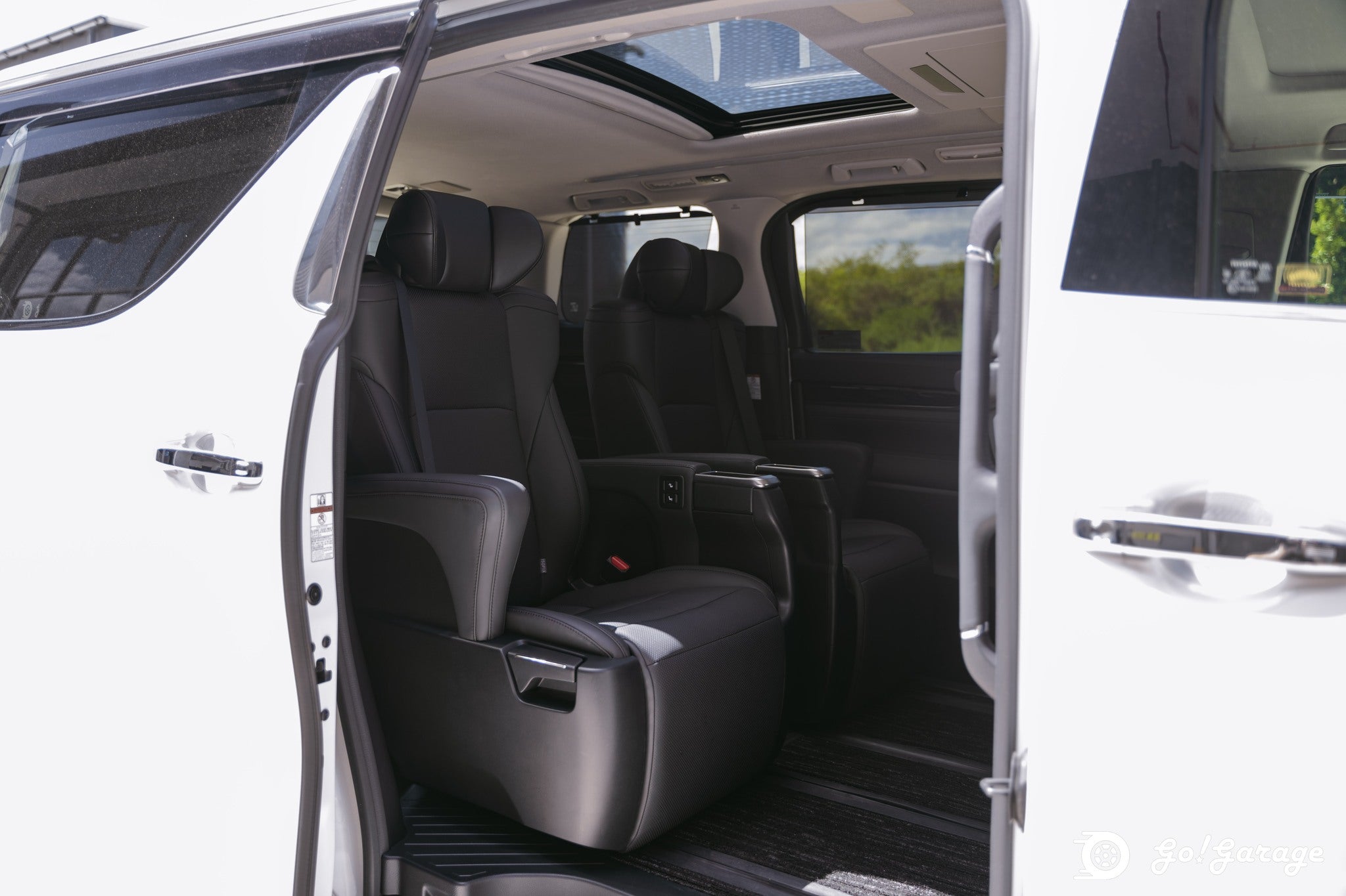 2020 Toyota Vellfire ZRG e-Four Hybrid