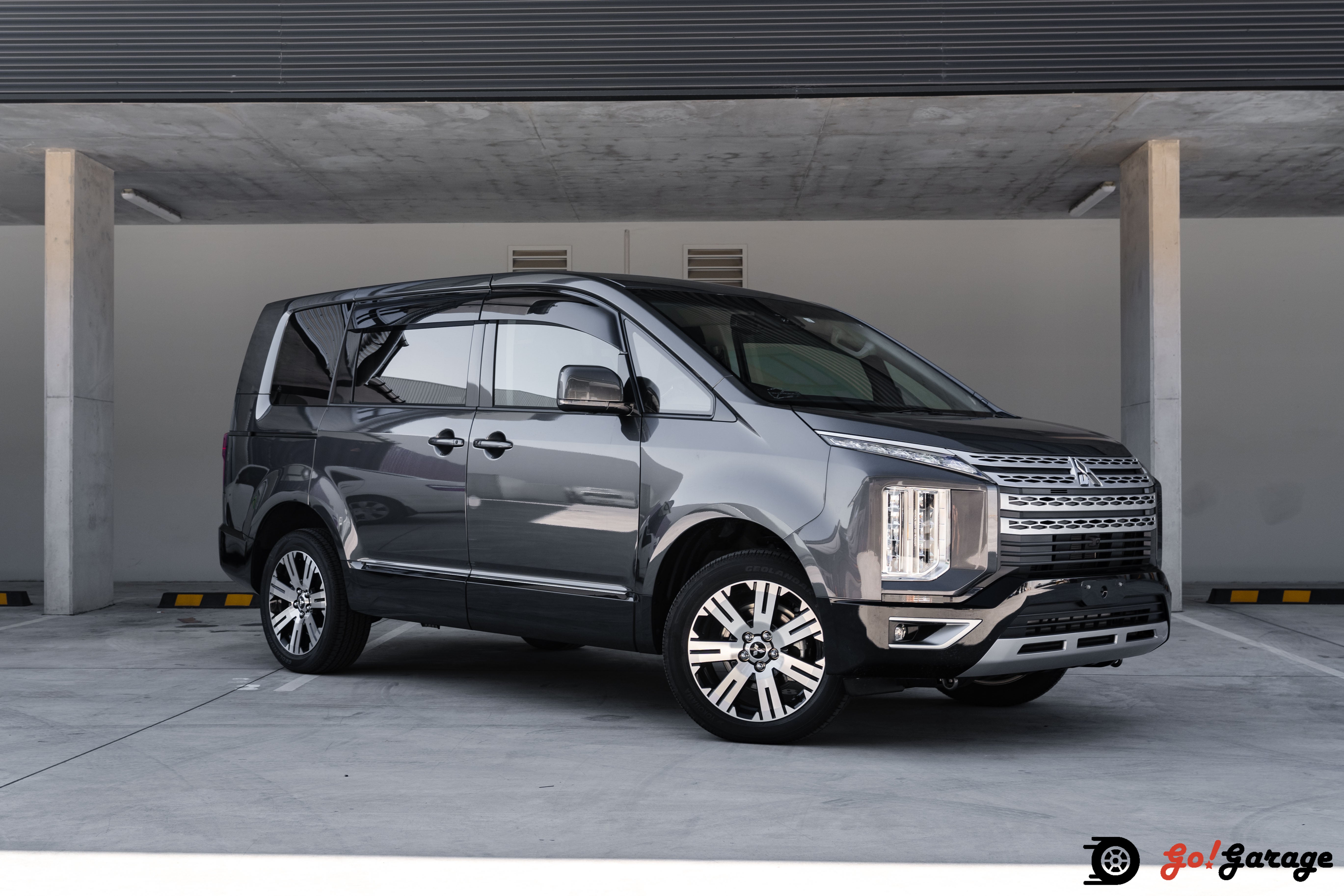 2020 Mitsubishi Delica D5 P package