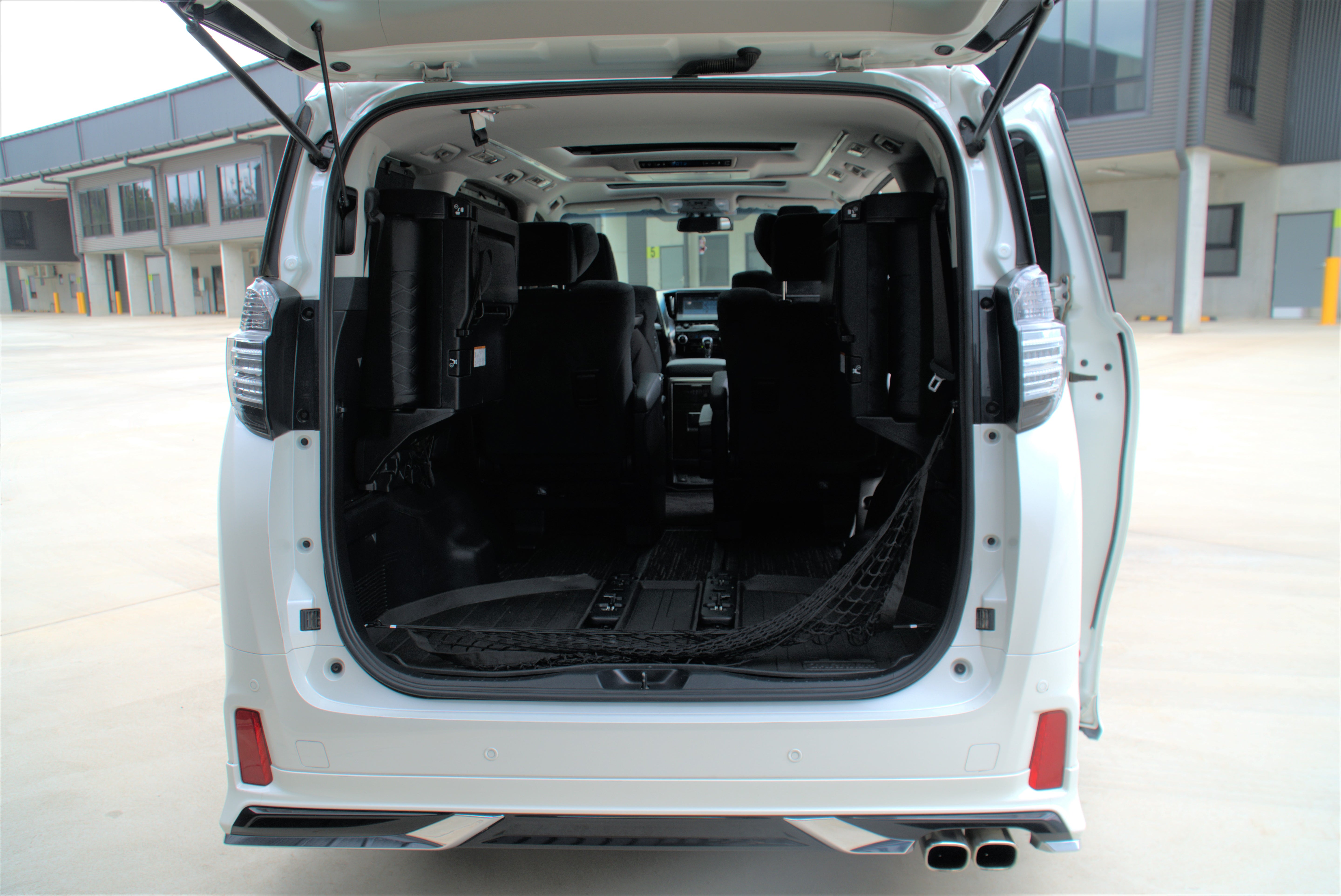 2016 Toyota Vellfire