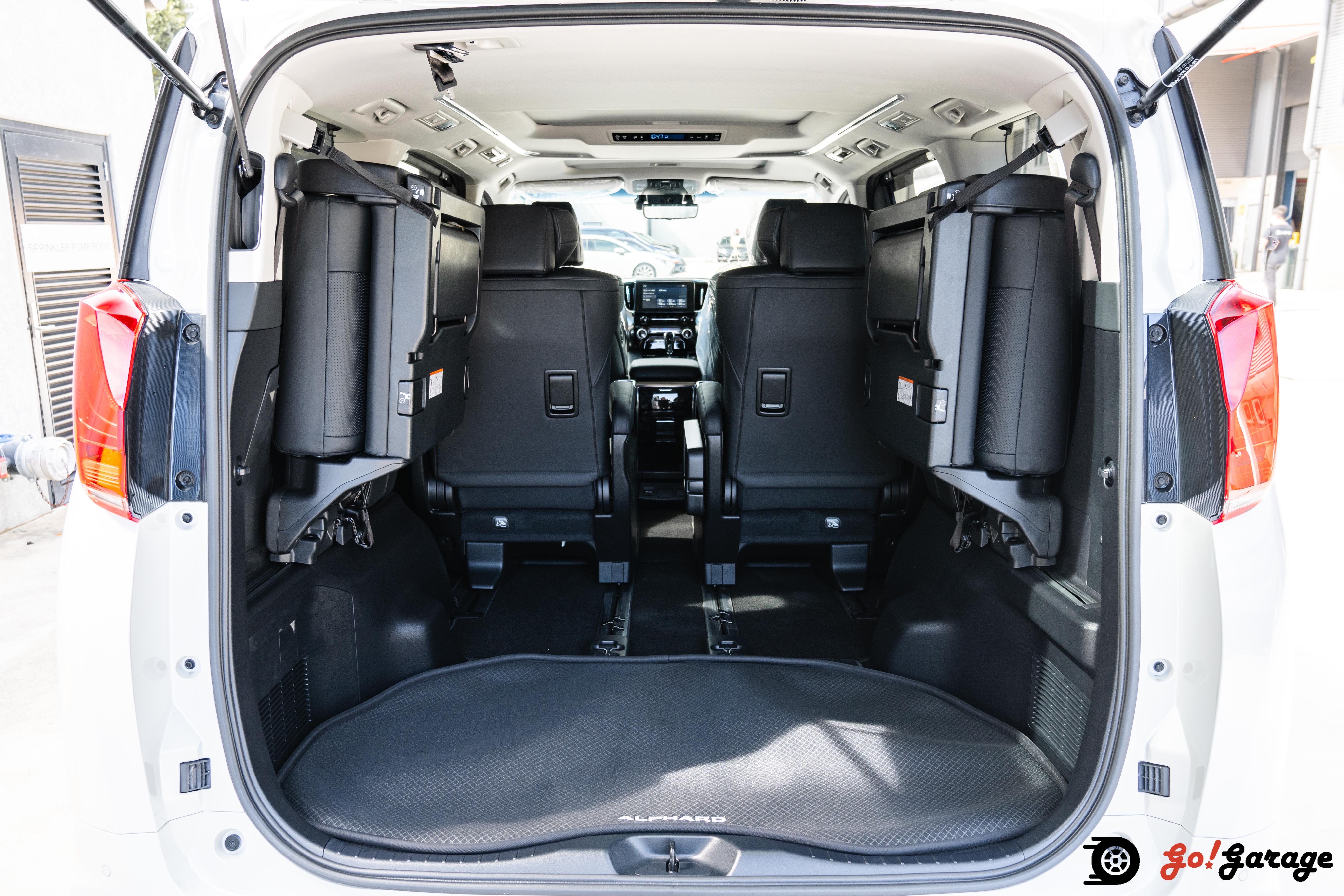 2021 Alphard SR C package E-Four Hybrid 2.5