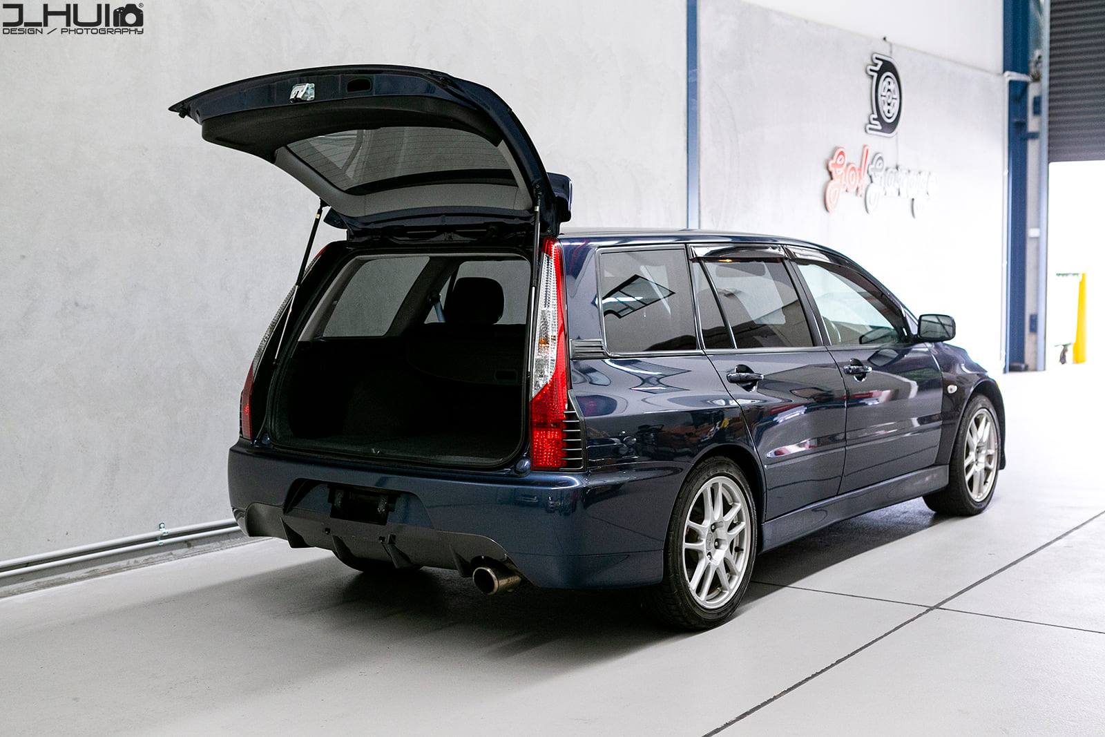 2005 Mitsubishi Lancer Evolution 9 Wagon