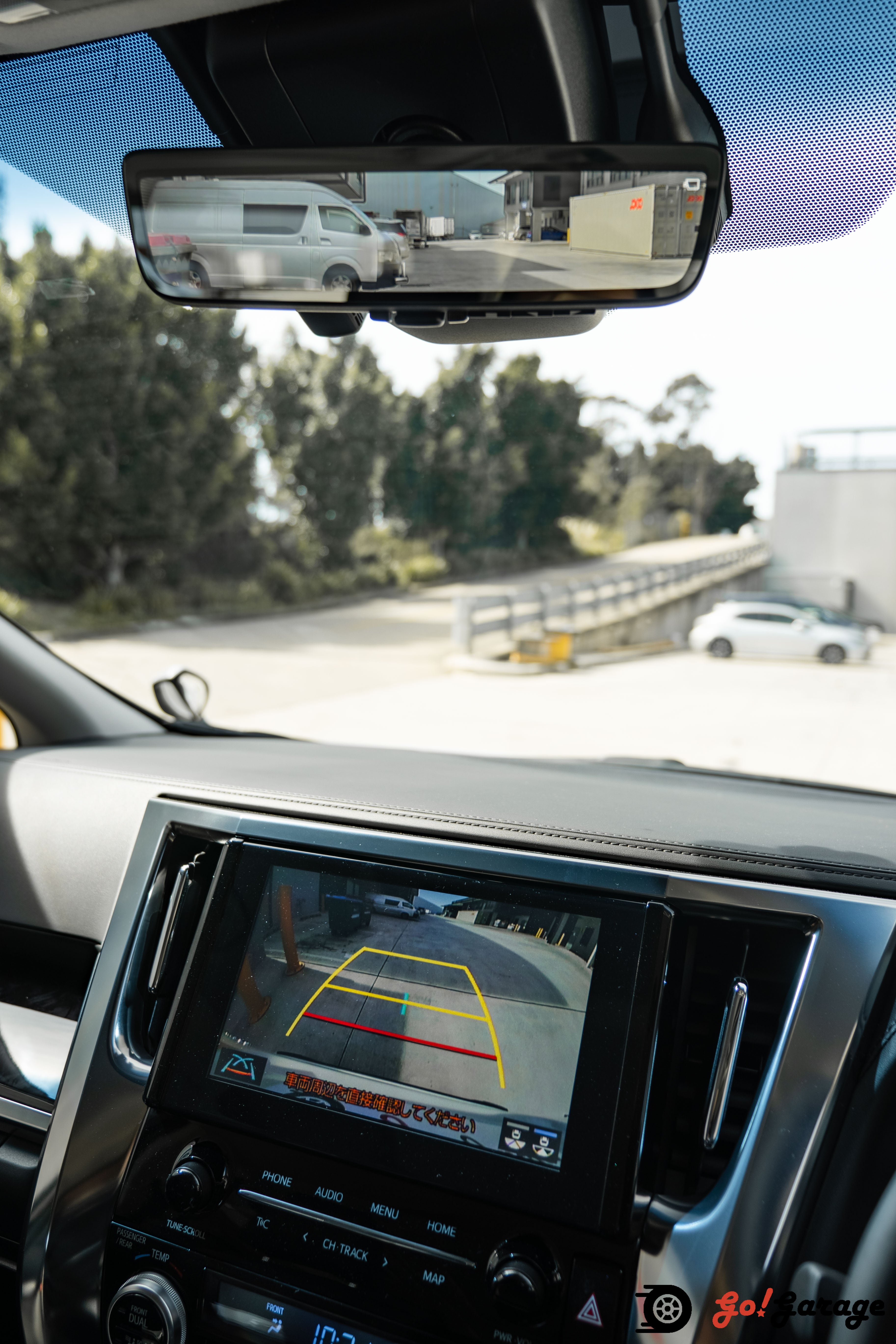 2021 Alphard SR C package E-Four Hybrid 2.5