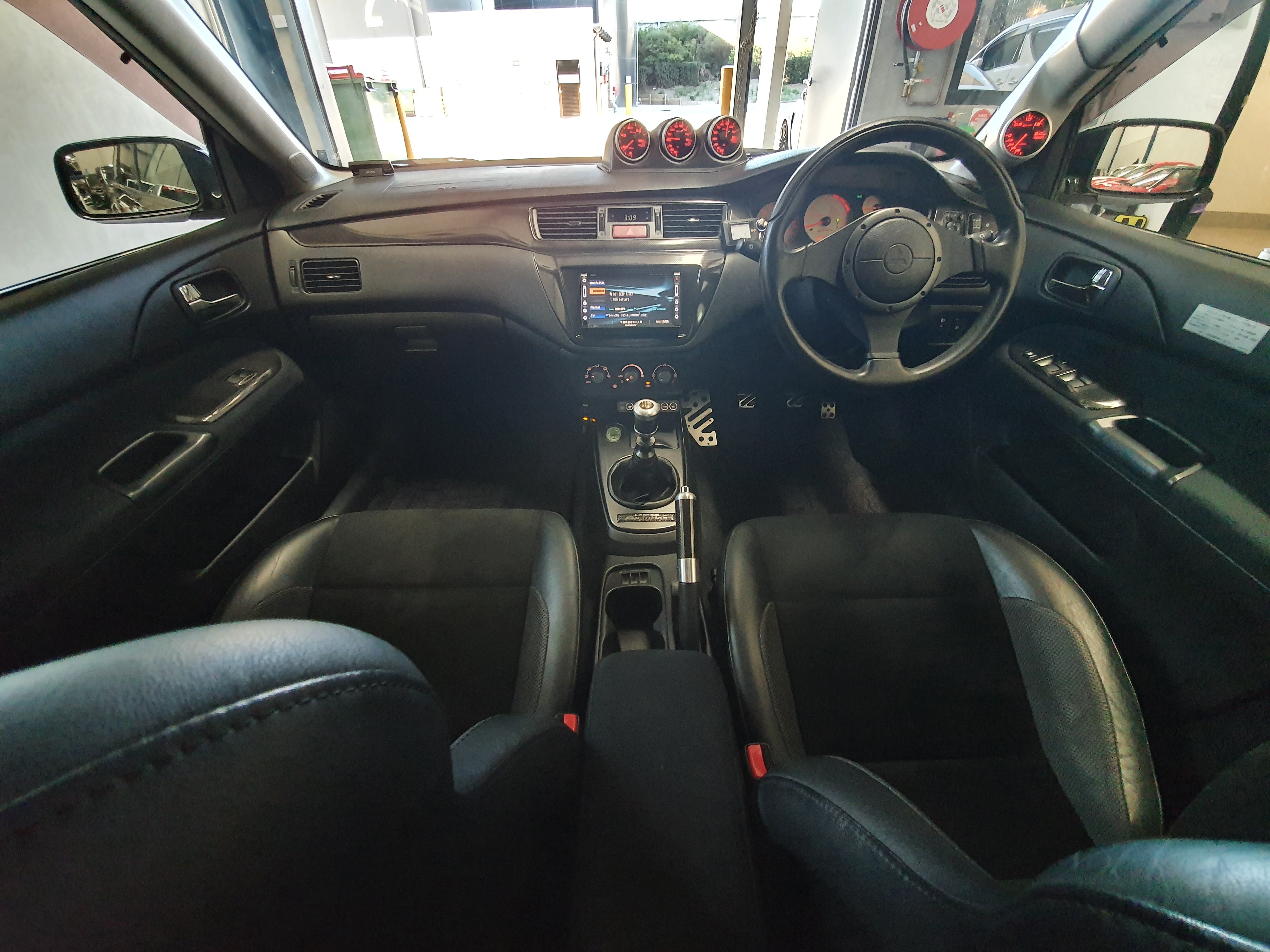 2005 Mitsubishi Lancer Evolution 9 Wagon