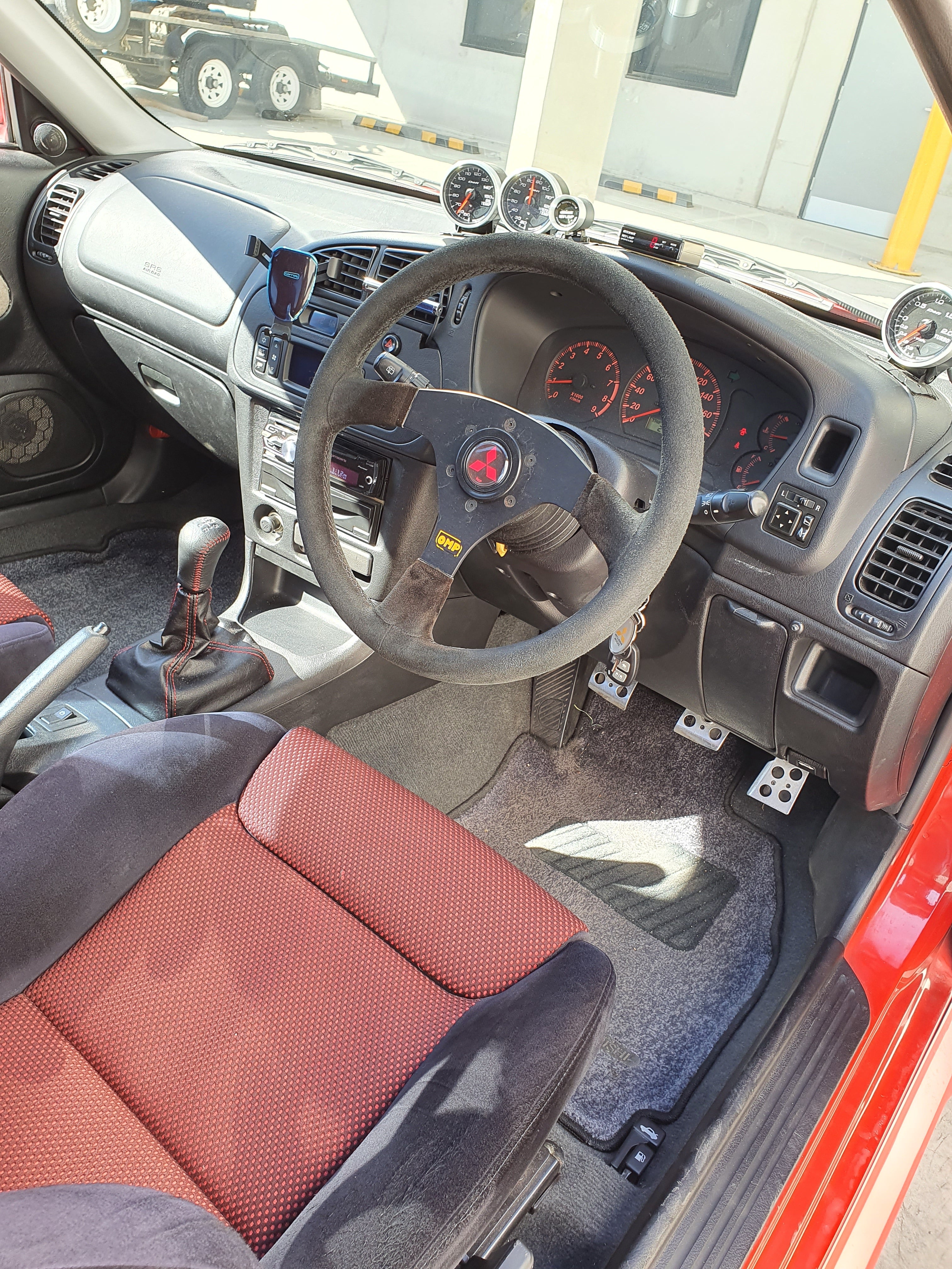 2000 Mitsubishi Lancer Evo VI Tommi Makinen