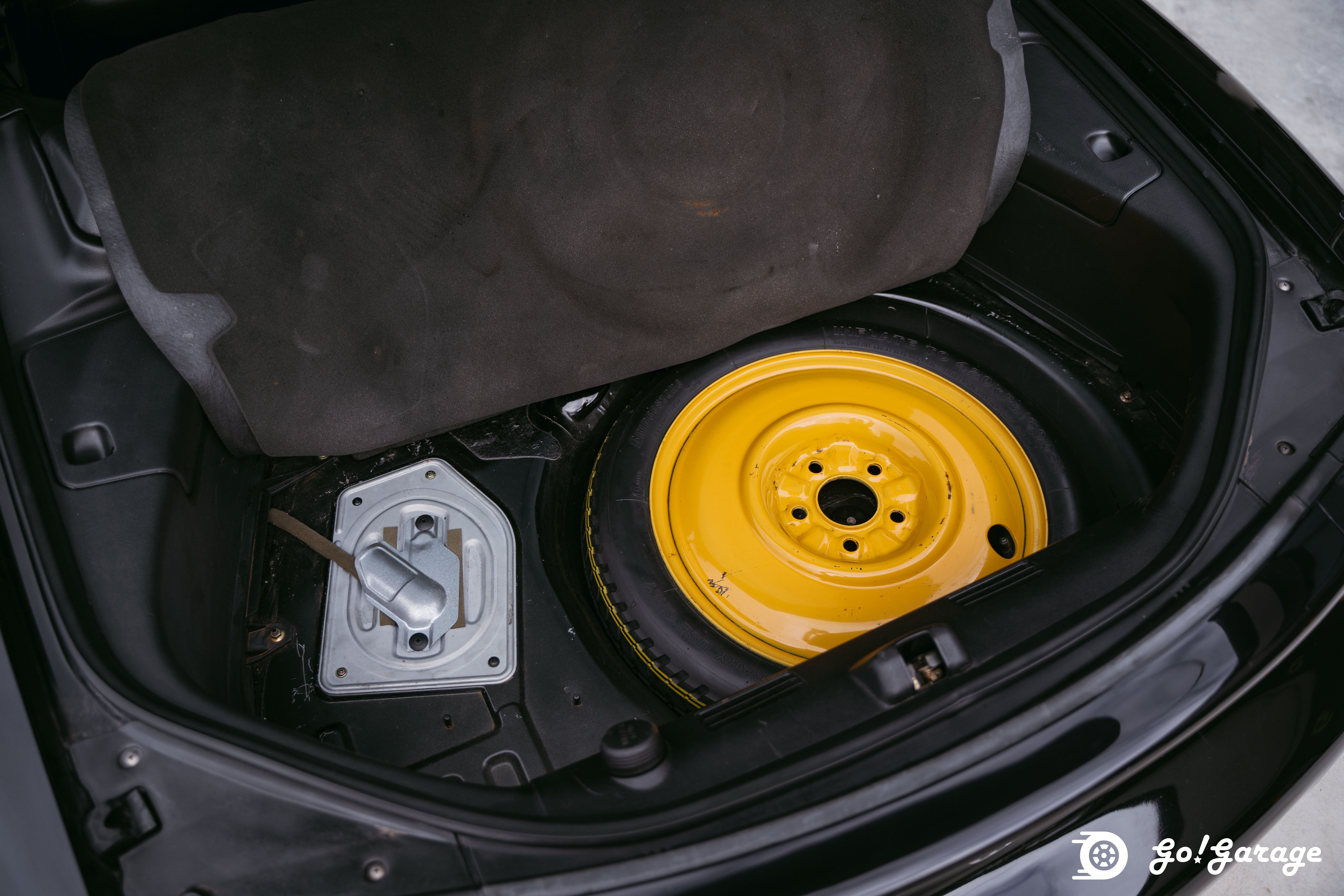 2000 Mazda RX7 Type R - Brilliant Black