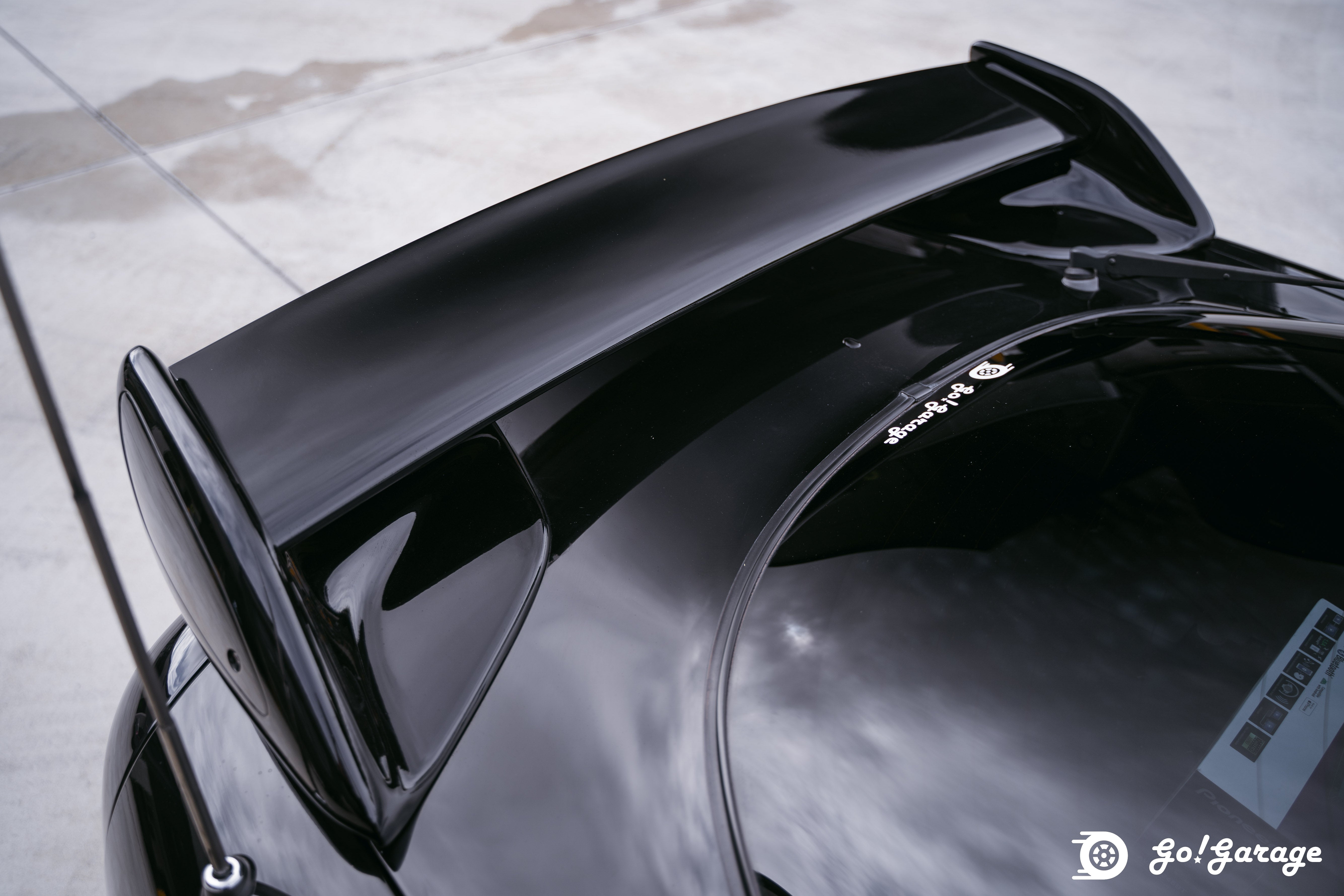 2000 Mazda RX7 Type R - Brilliant Black