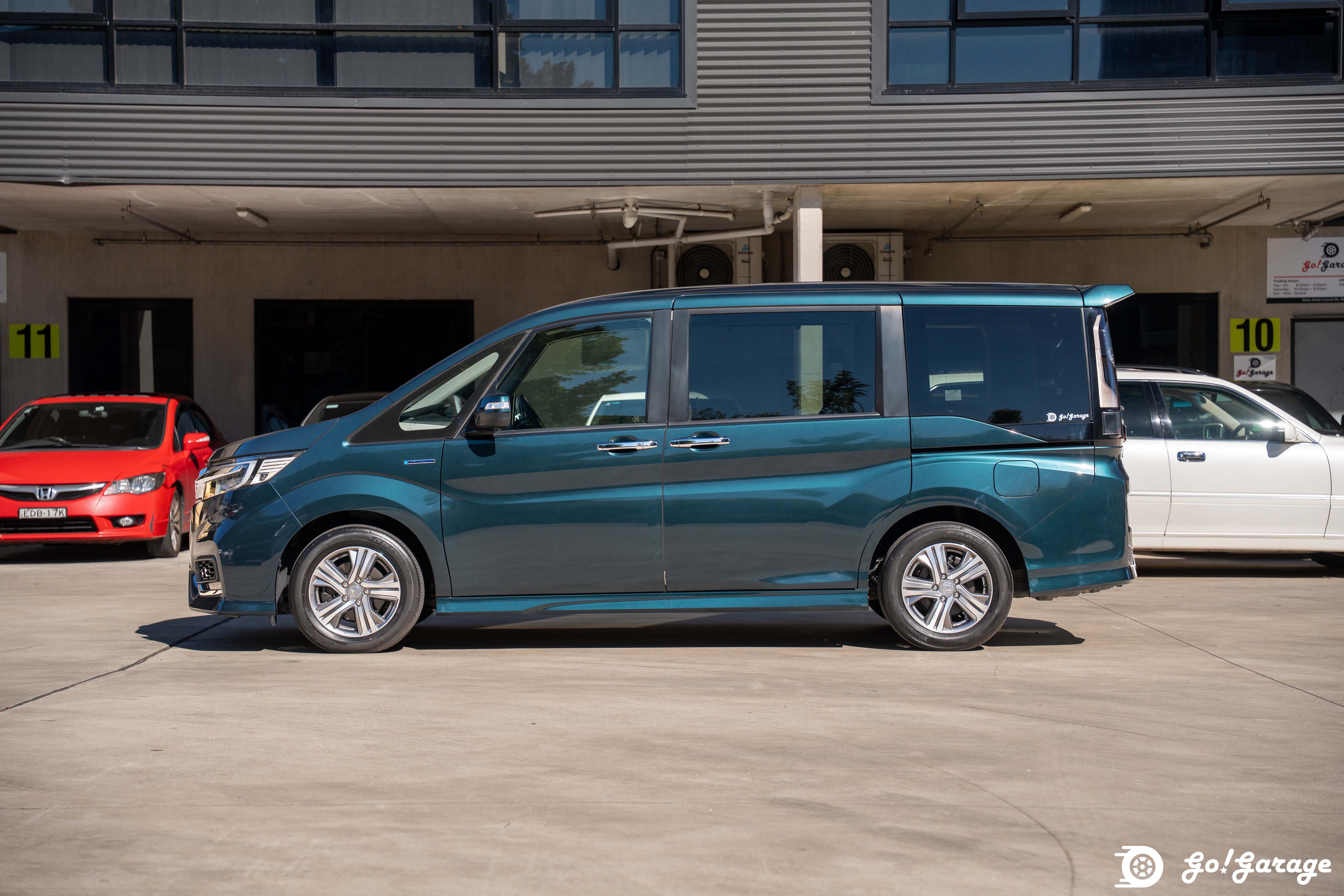 2019 Honda Stepwgn Spada G EX Green