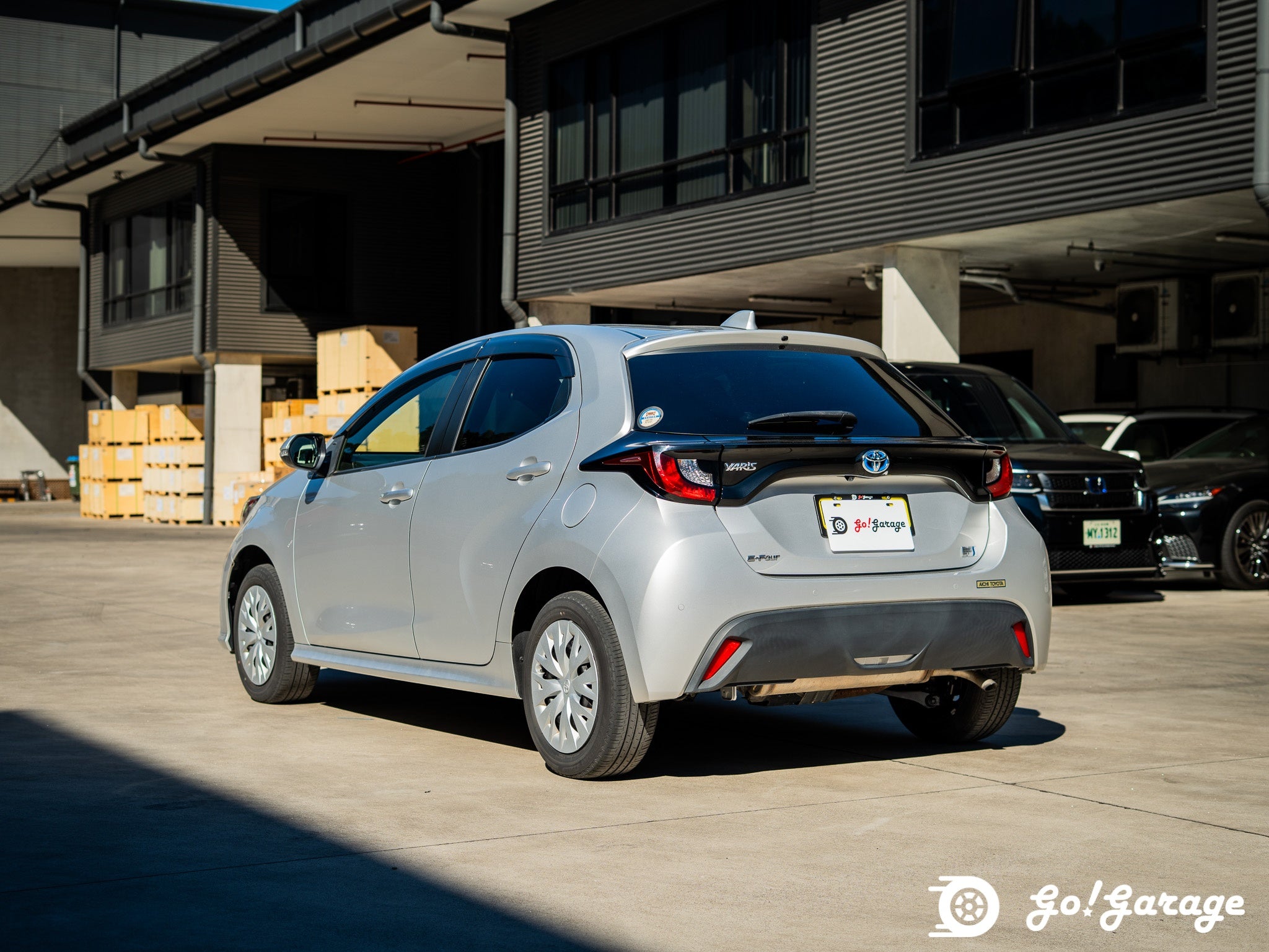 2022 Toyota Yaris Hybrid X 4WD silver