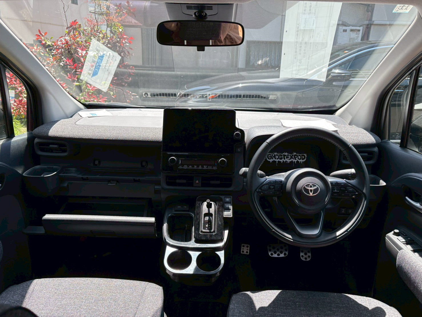 【COMING SOON!!】2024 Toyota Sienta Hybrid Z 4WD